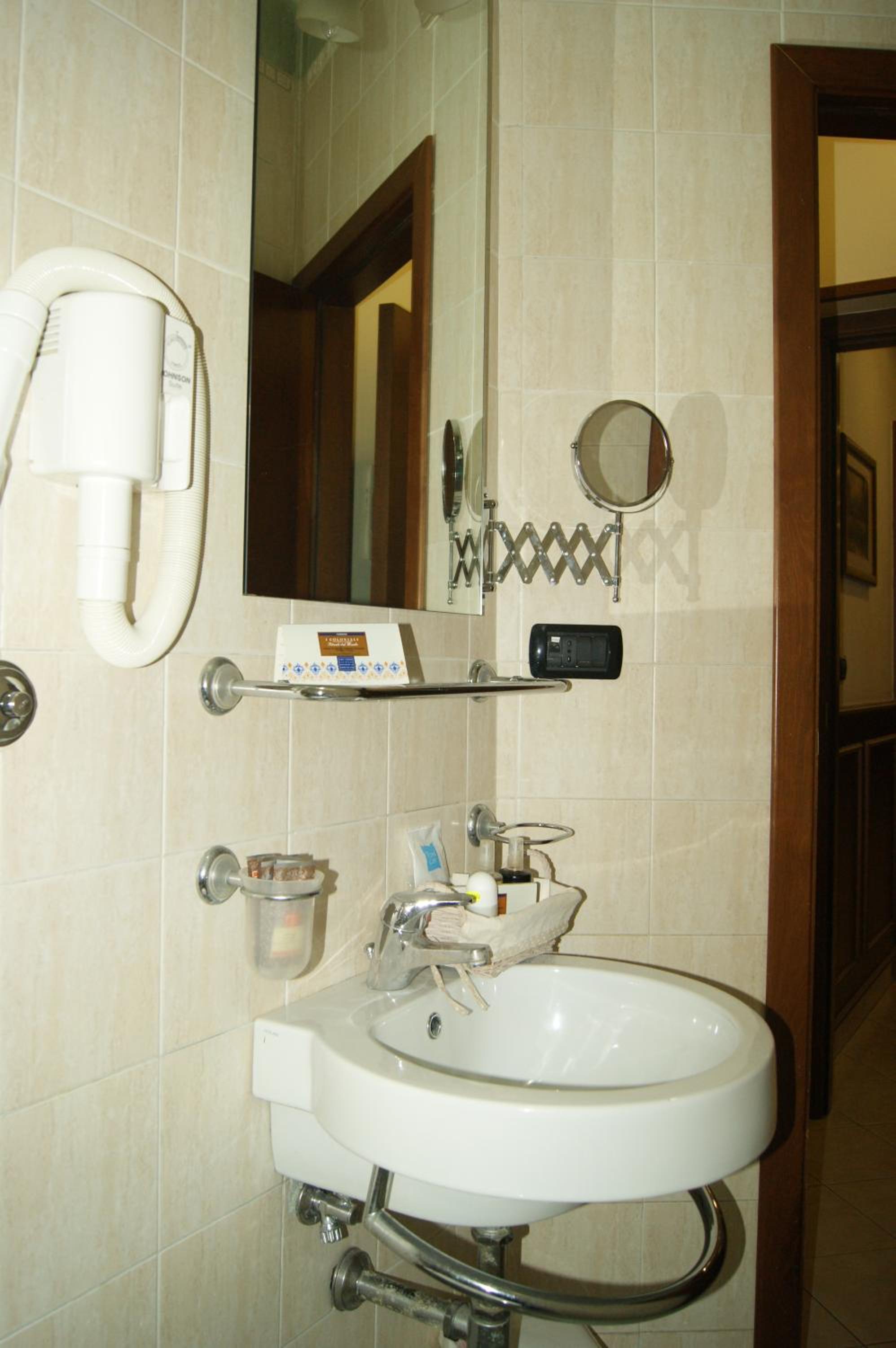 Triple Room - Photo 3