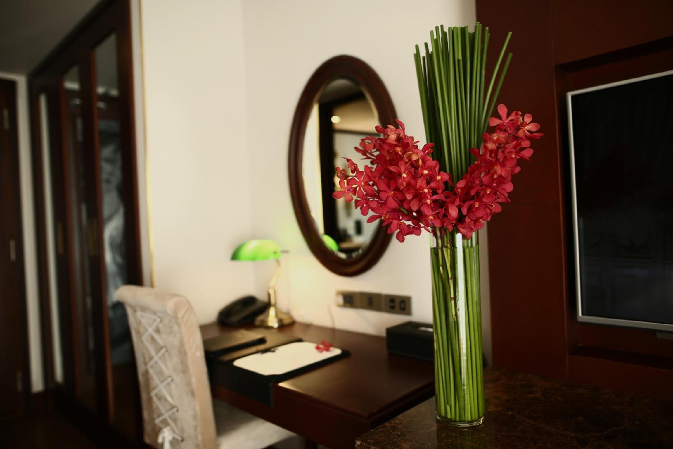 The Scarlett Suite photo 3