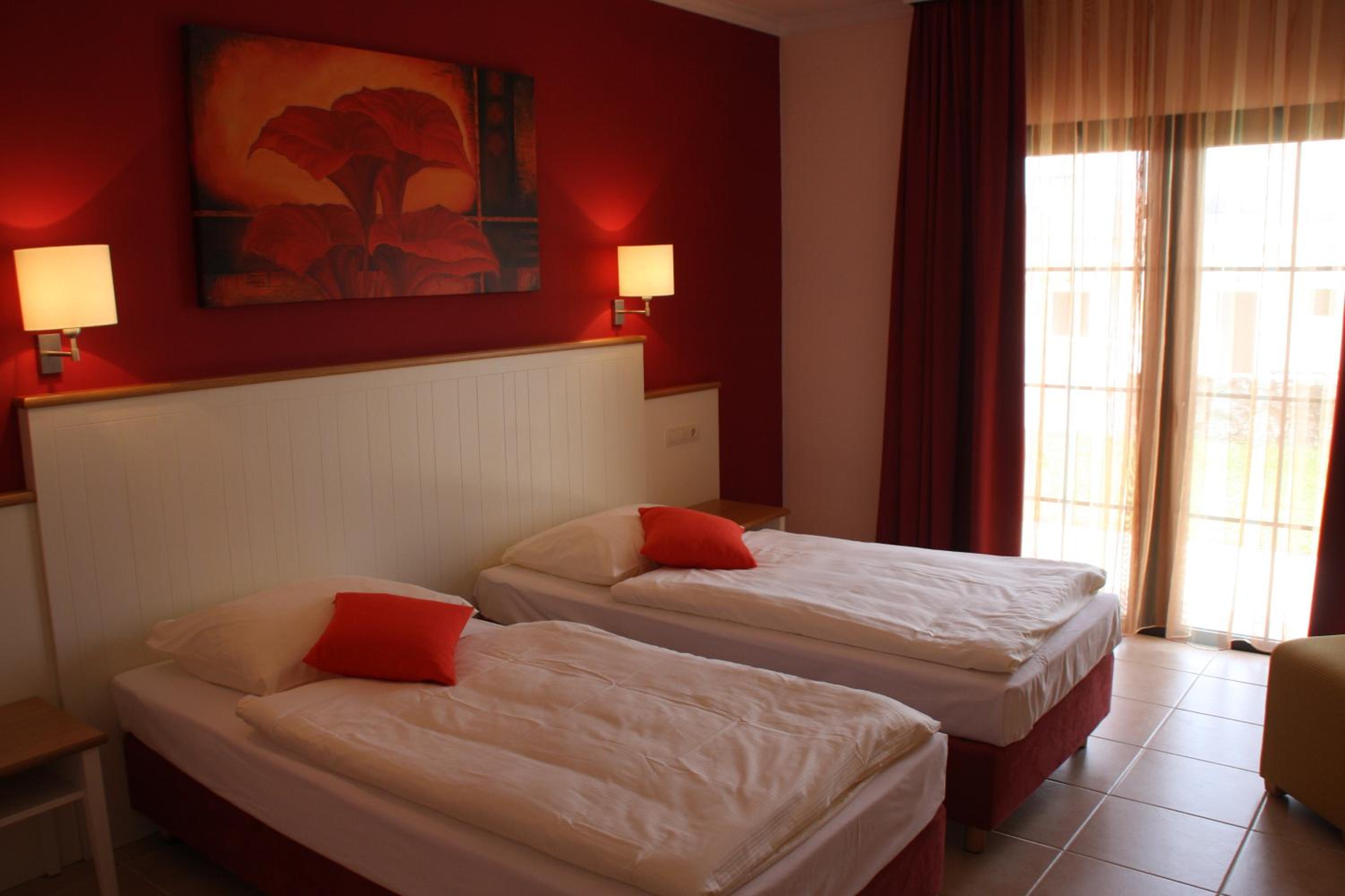 Suite thumbnail 6