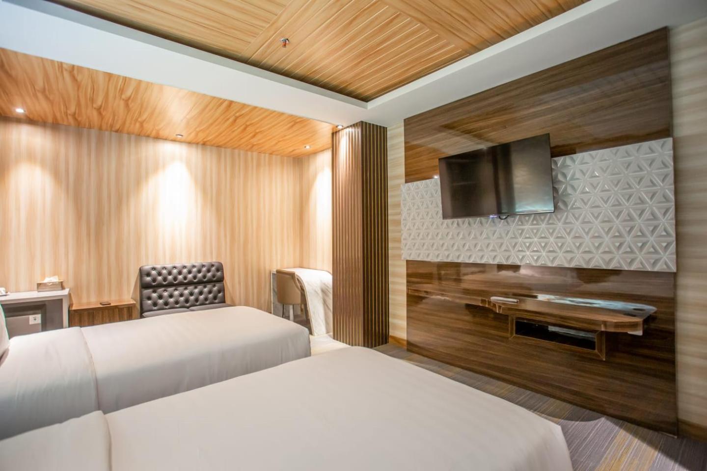 Junior Suite - Photo 15