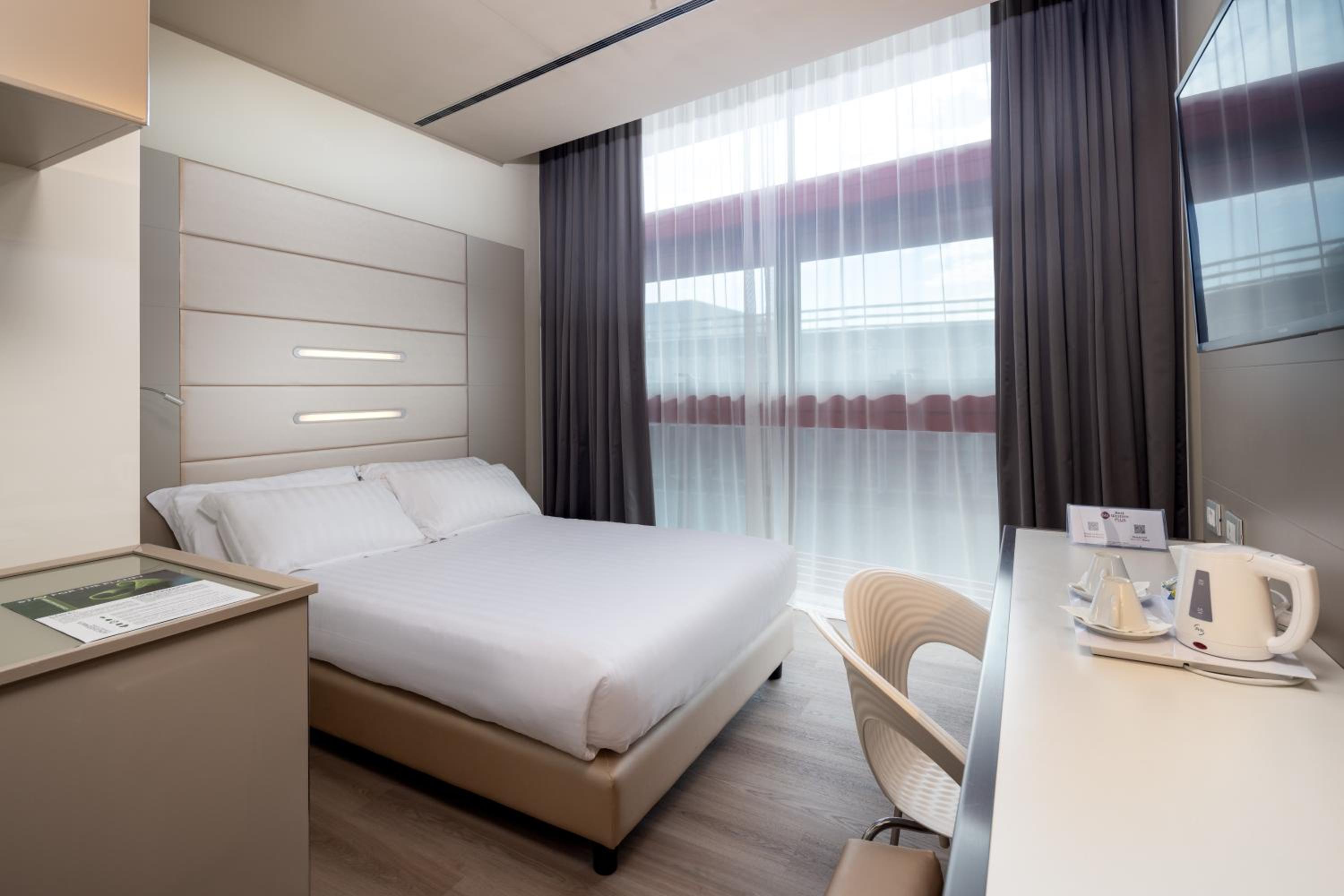 Small Double Room - Photo 2