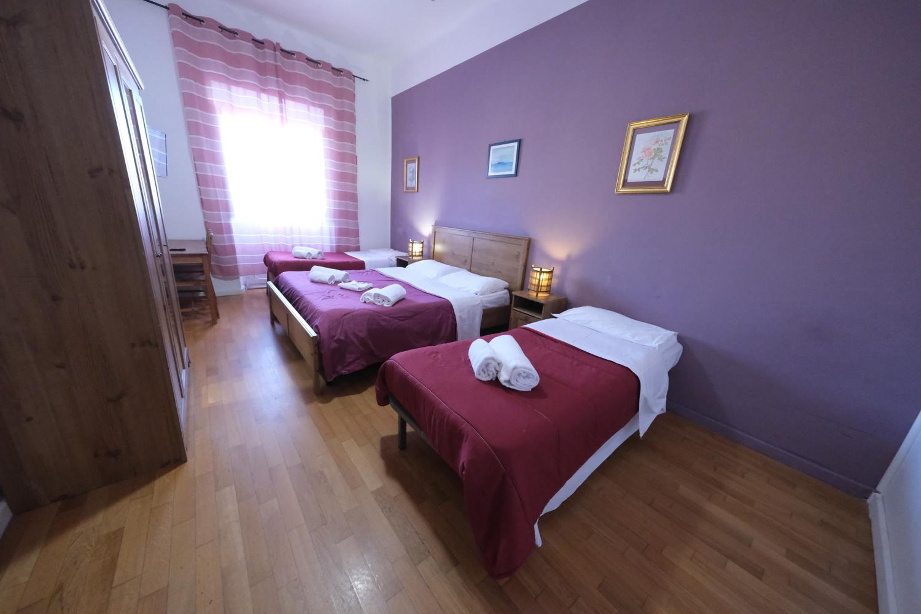 Double or Twin Room with Private External Bathroom photo 1