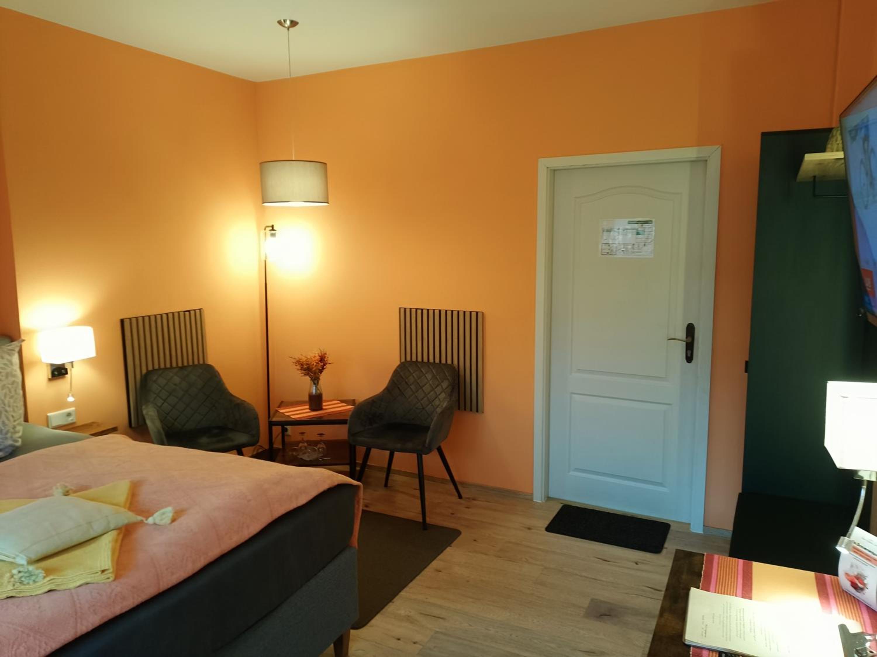 Standard Double Room photo 2