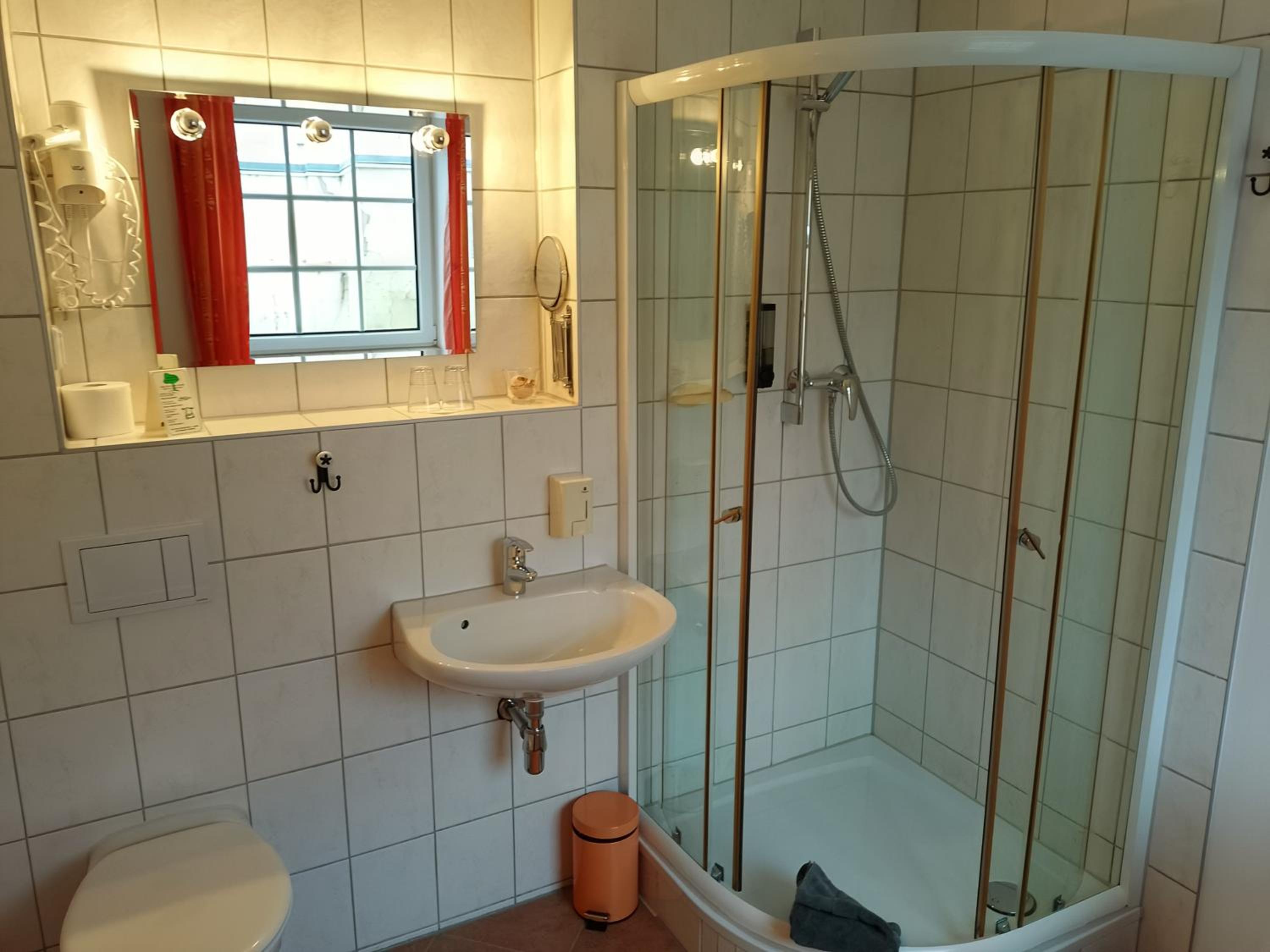 Standard Double Room photo 3