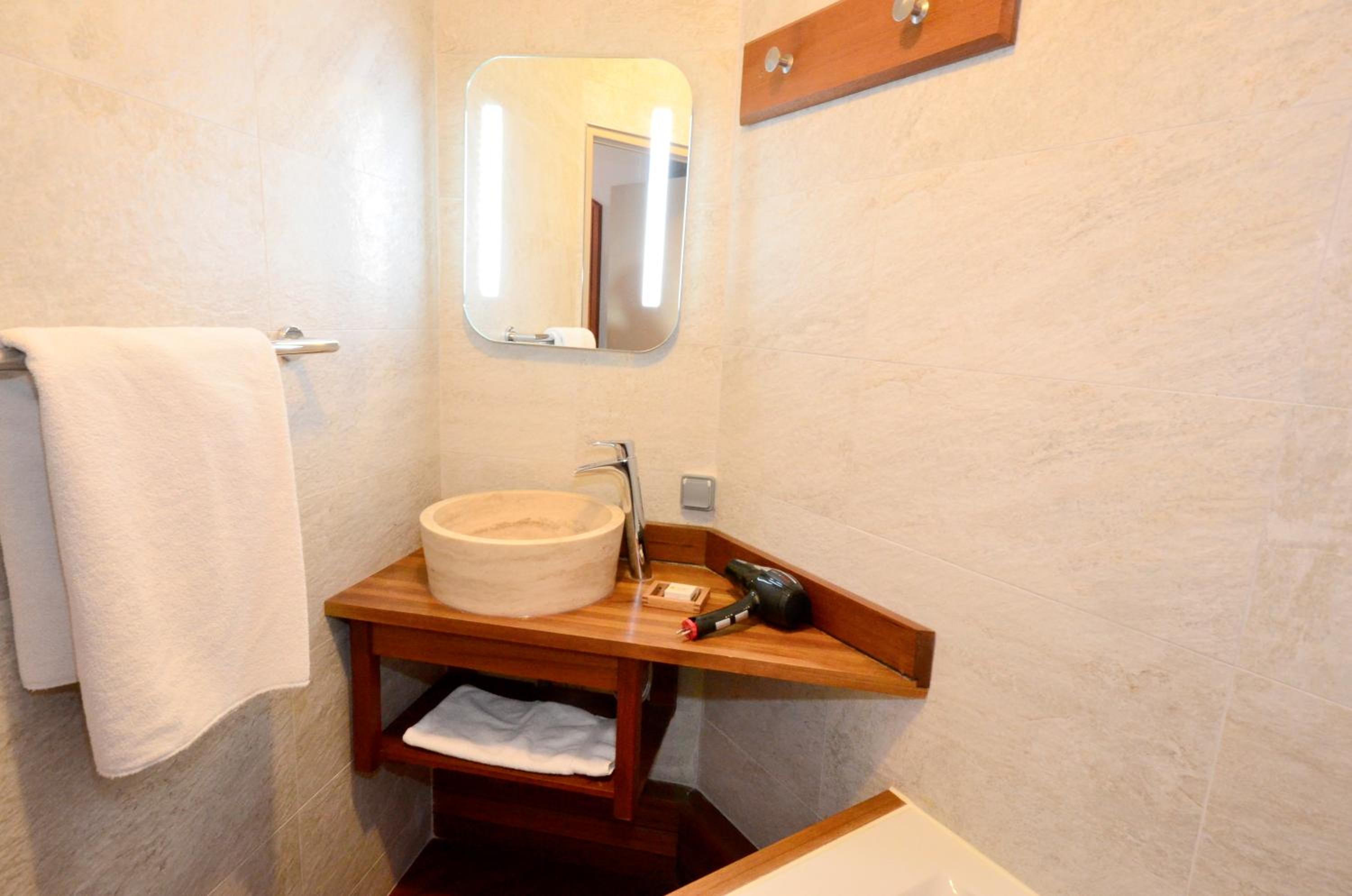 Superior Double or Twin Room photo 2