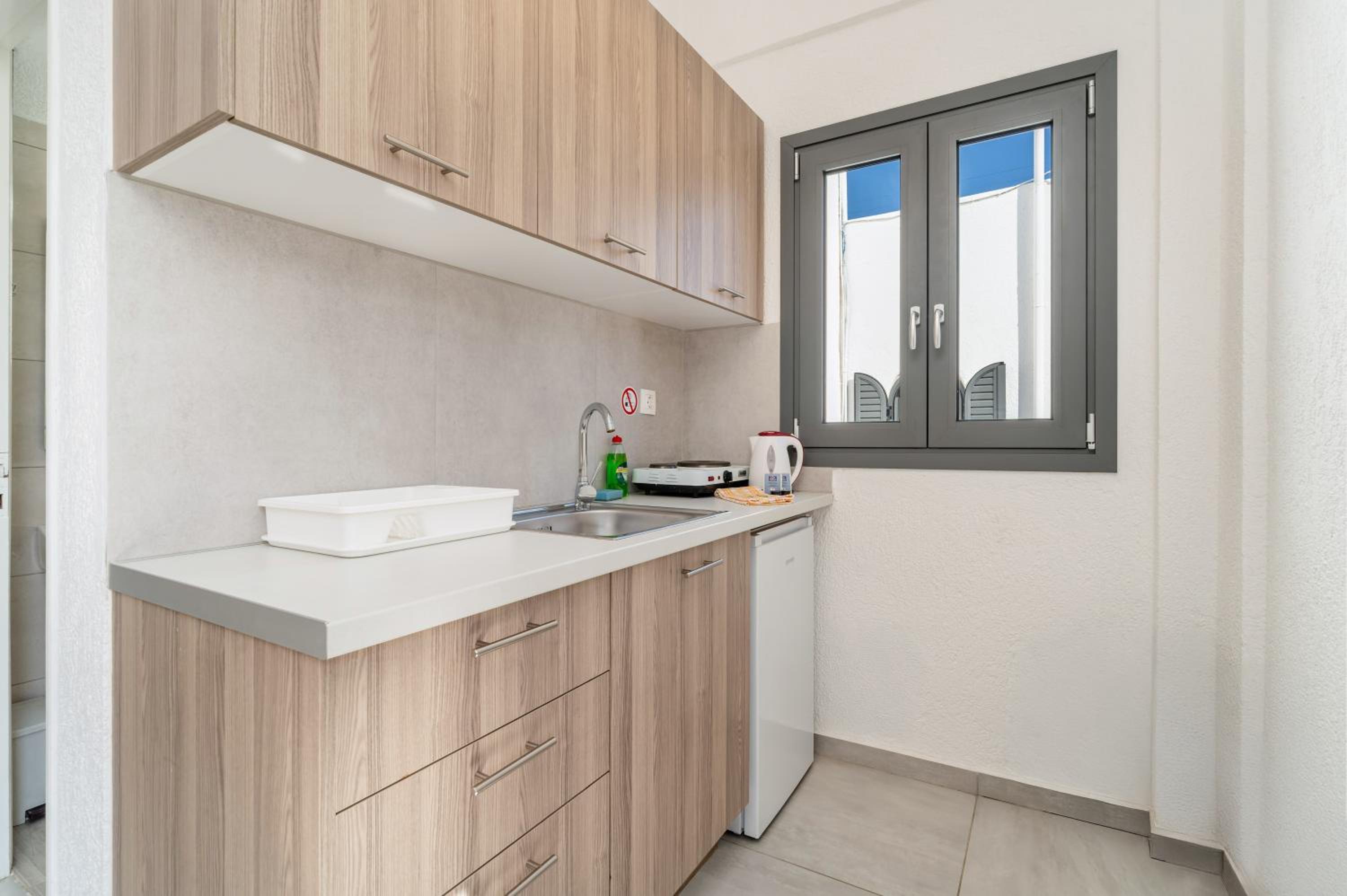 Twin Room with View - Photo 4