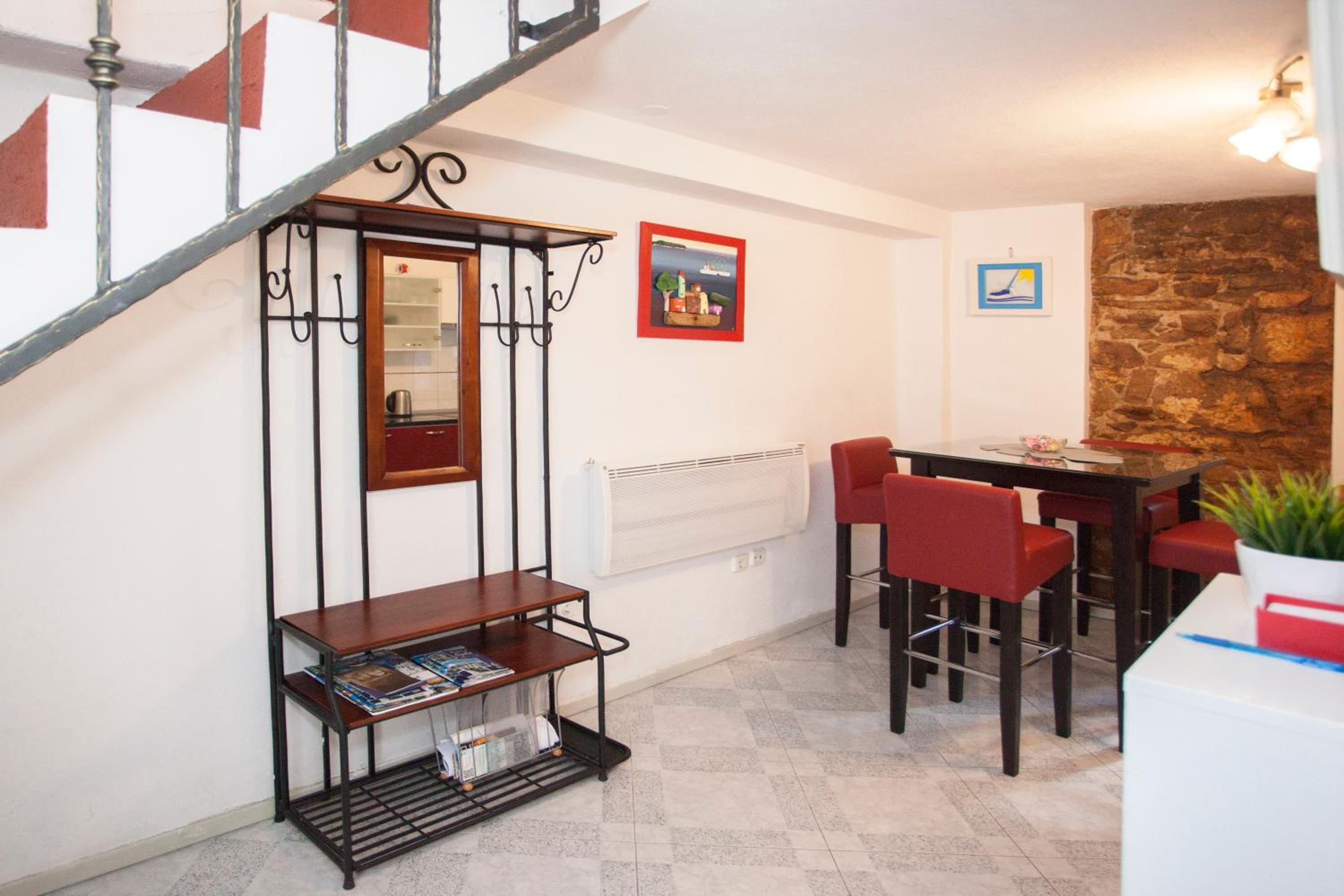 Apartment - Photo 14