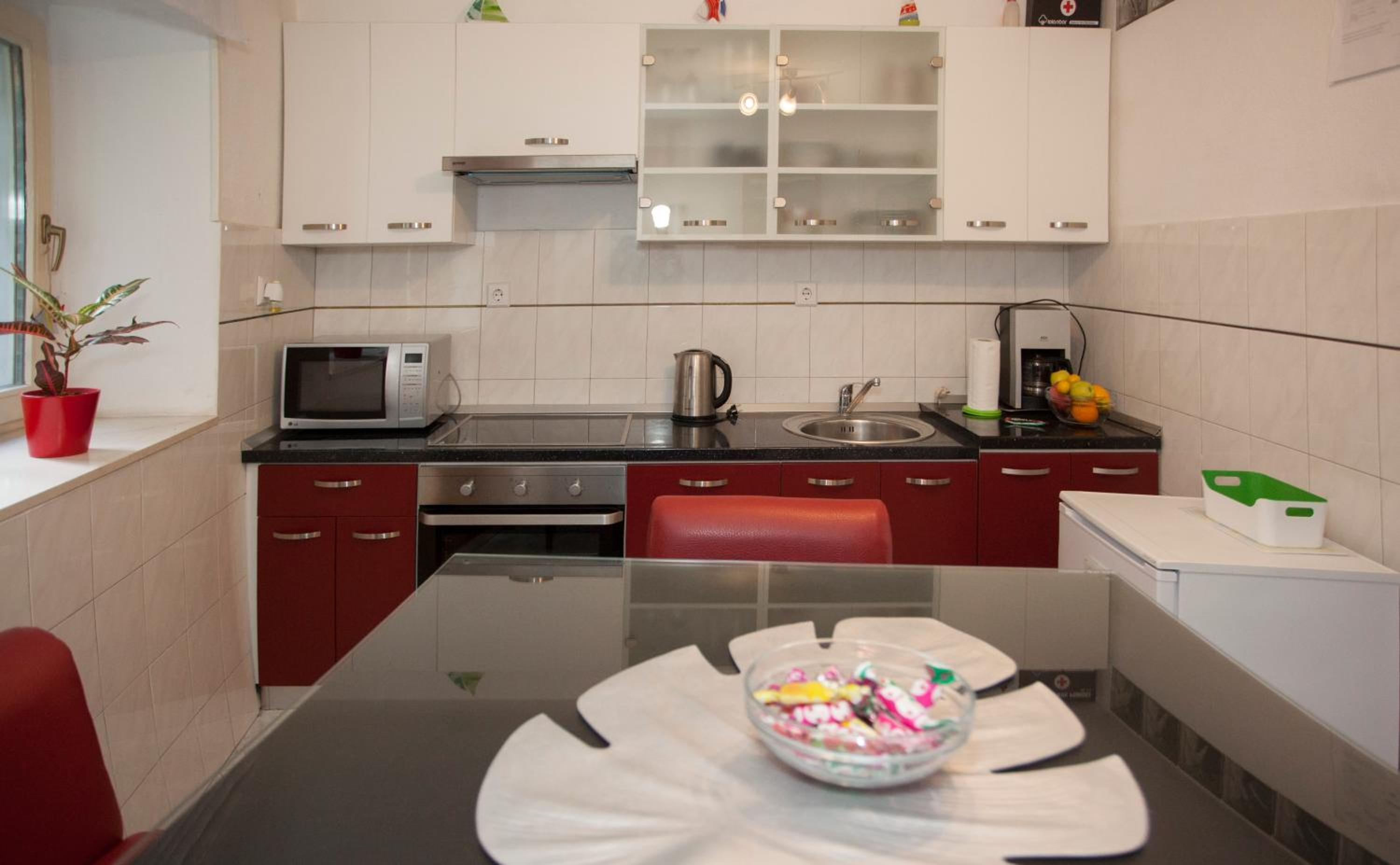 Apartment - Photo 12