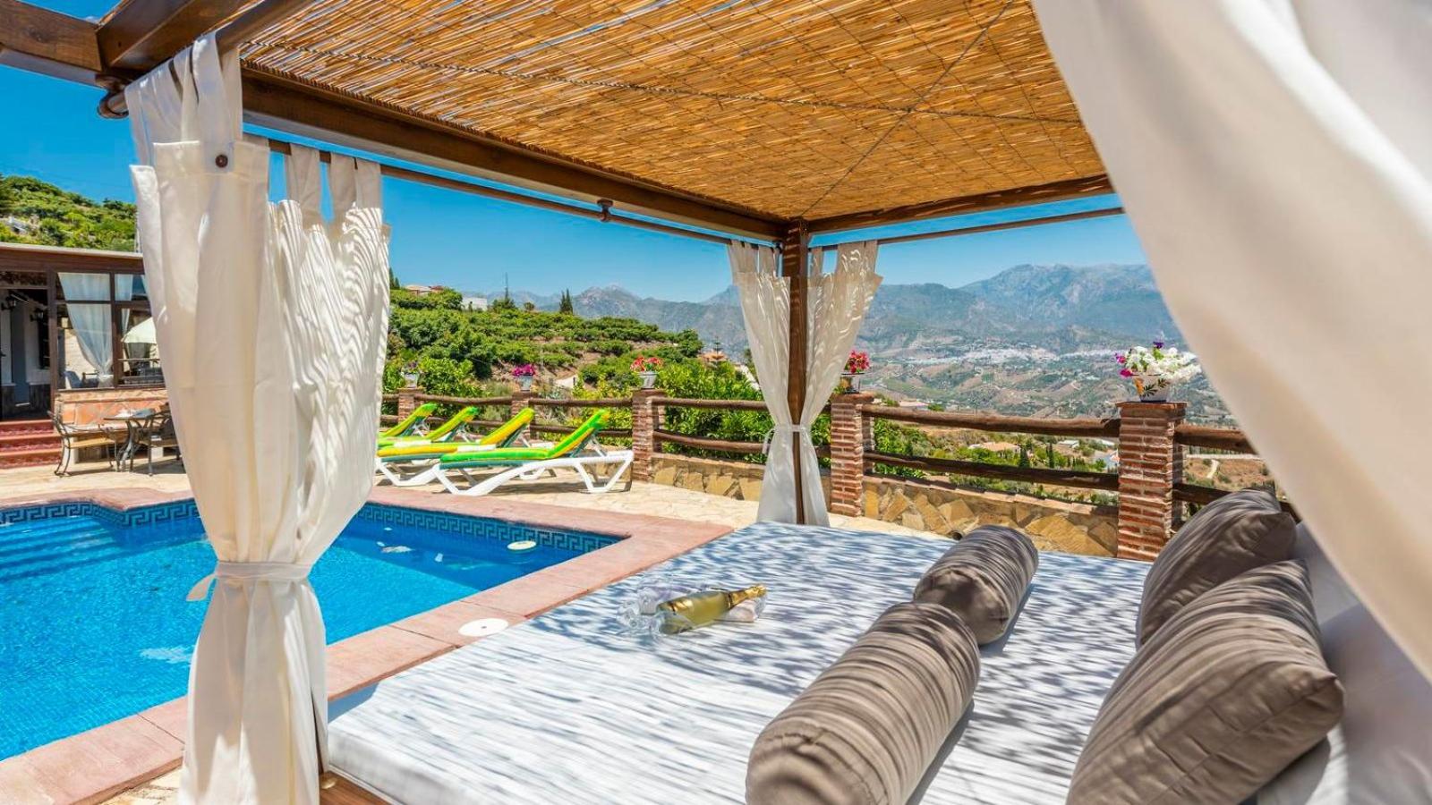 Villa de Cuatro Habitaciones