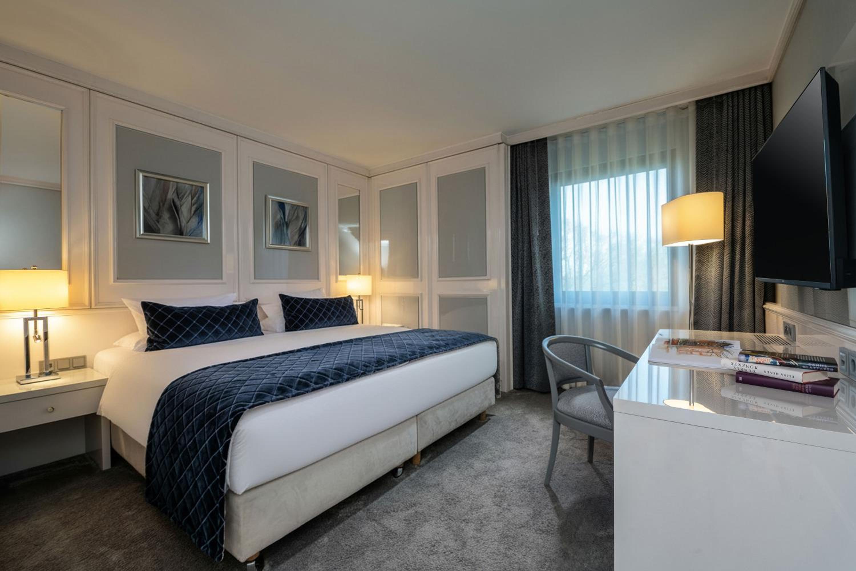 Presidential Suite photo 3