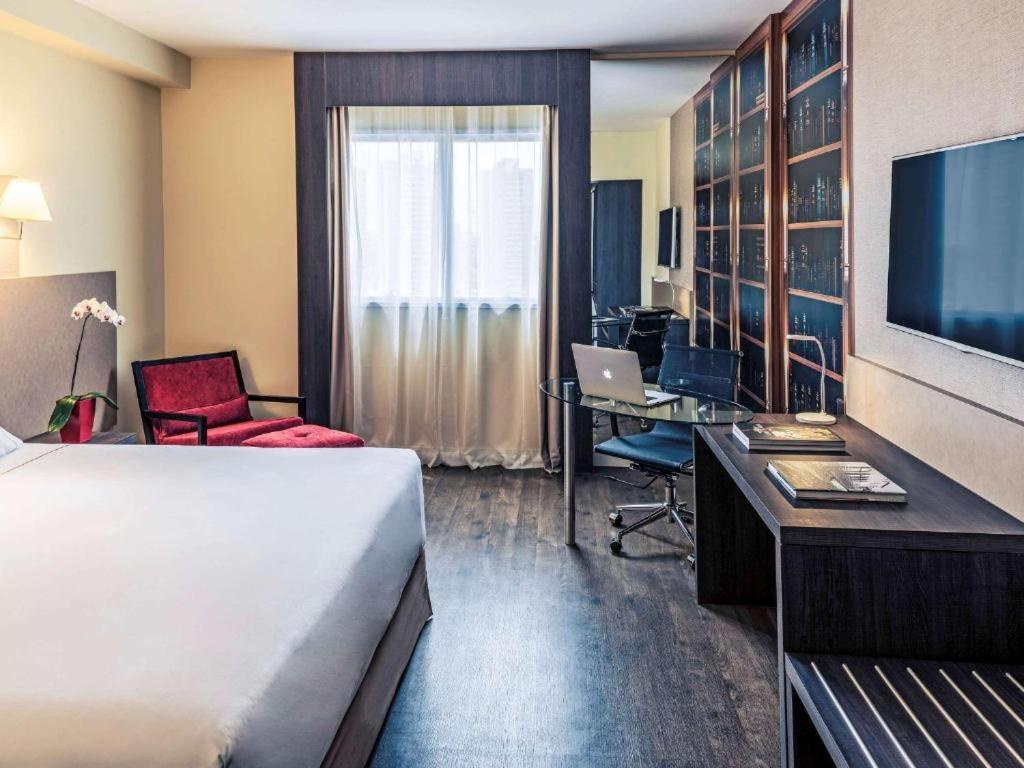 Deluxe Queen Room photo 2