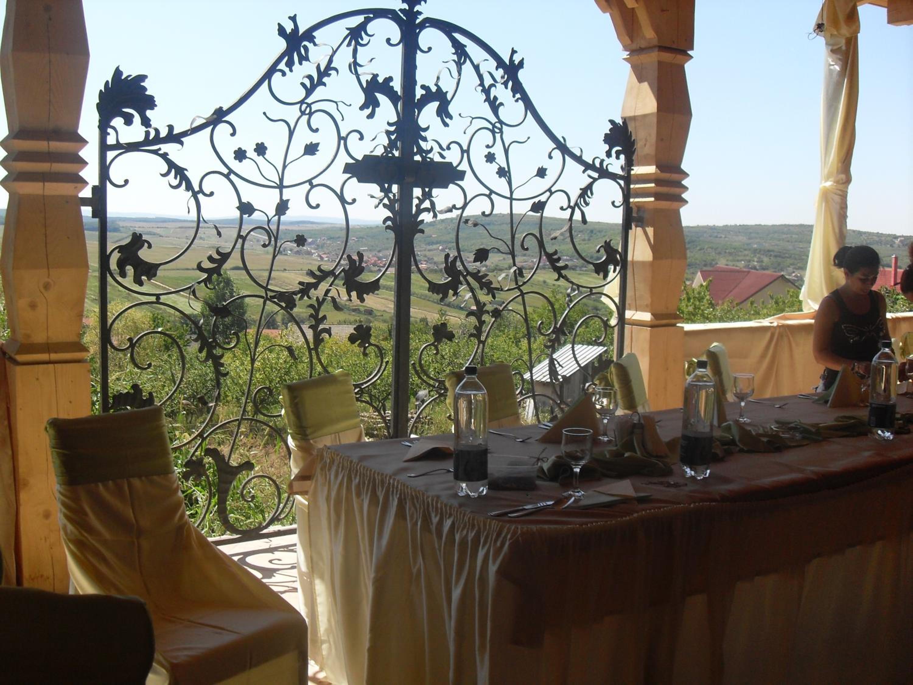 Double or Twin Room with Balcony - Photo 23
