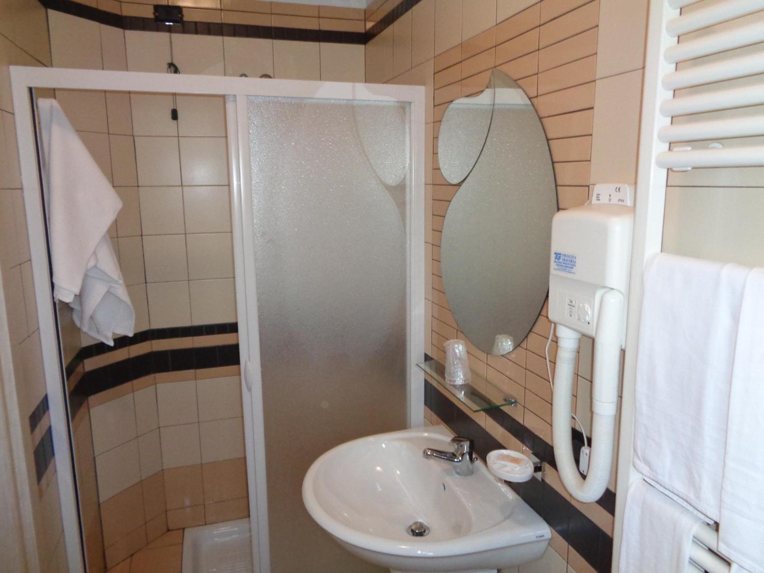 Standard Triple Room photo 2
