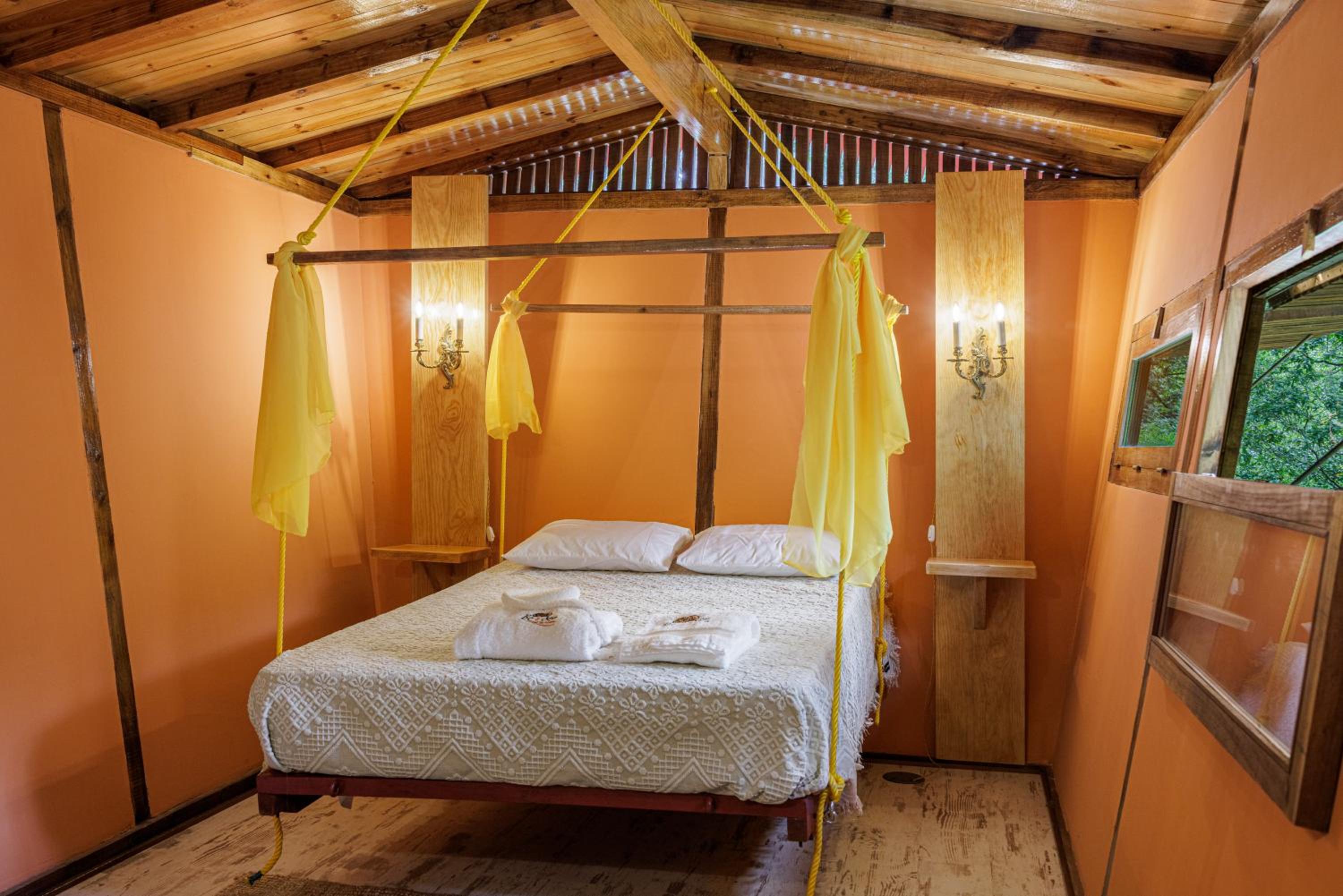 Large Double Room photo 2
