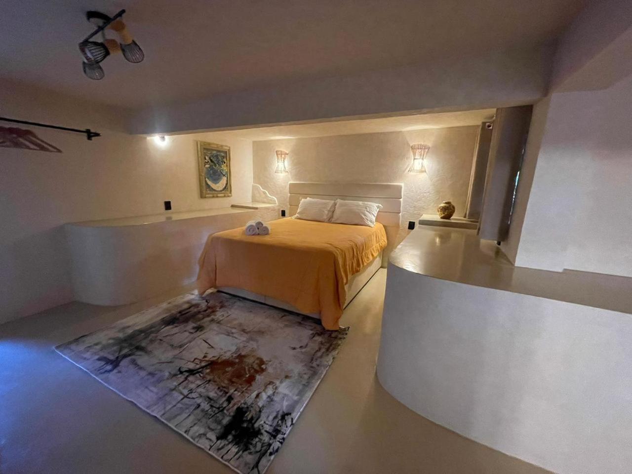 One-Bedroom House photo 3