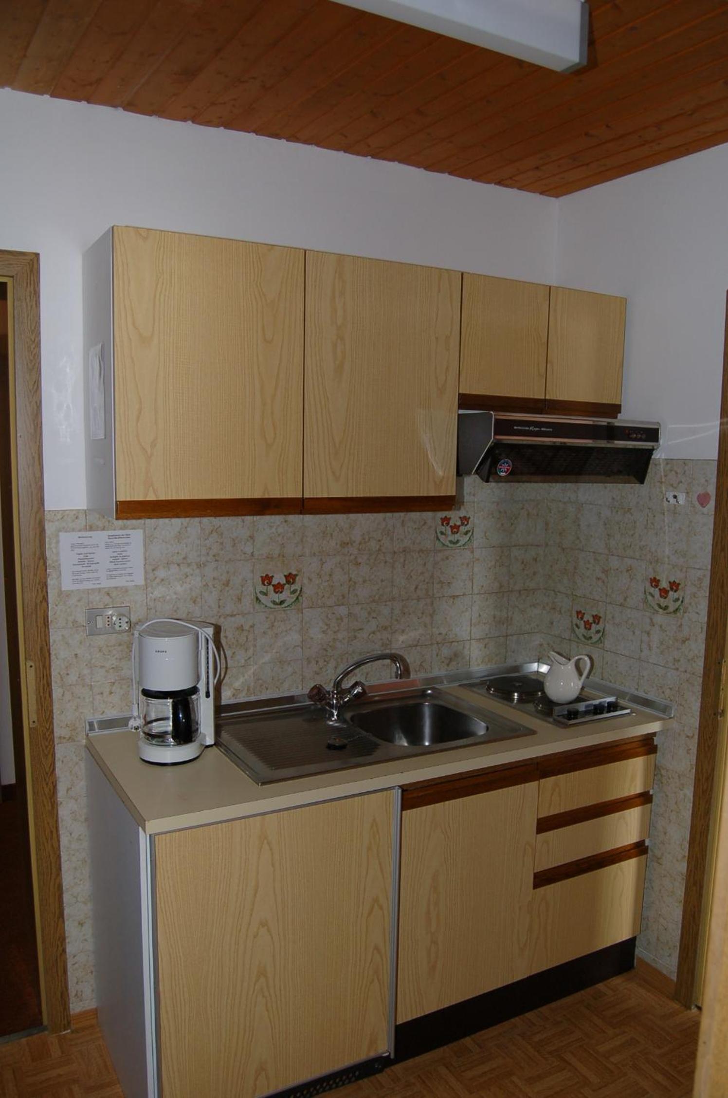 One-Bedroom Apartment photo 2