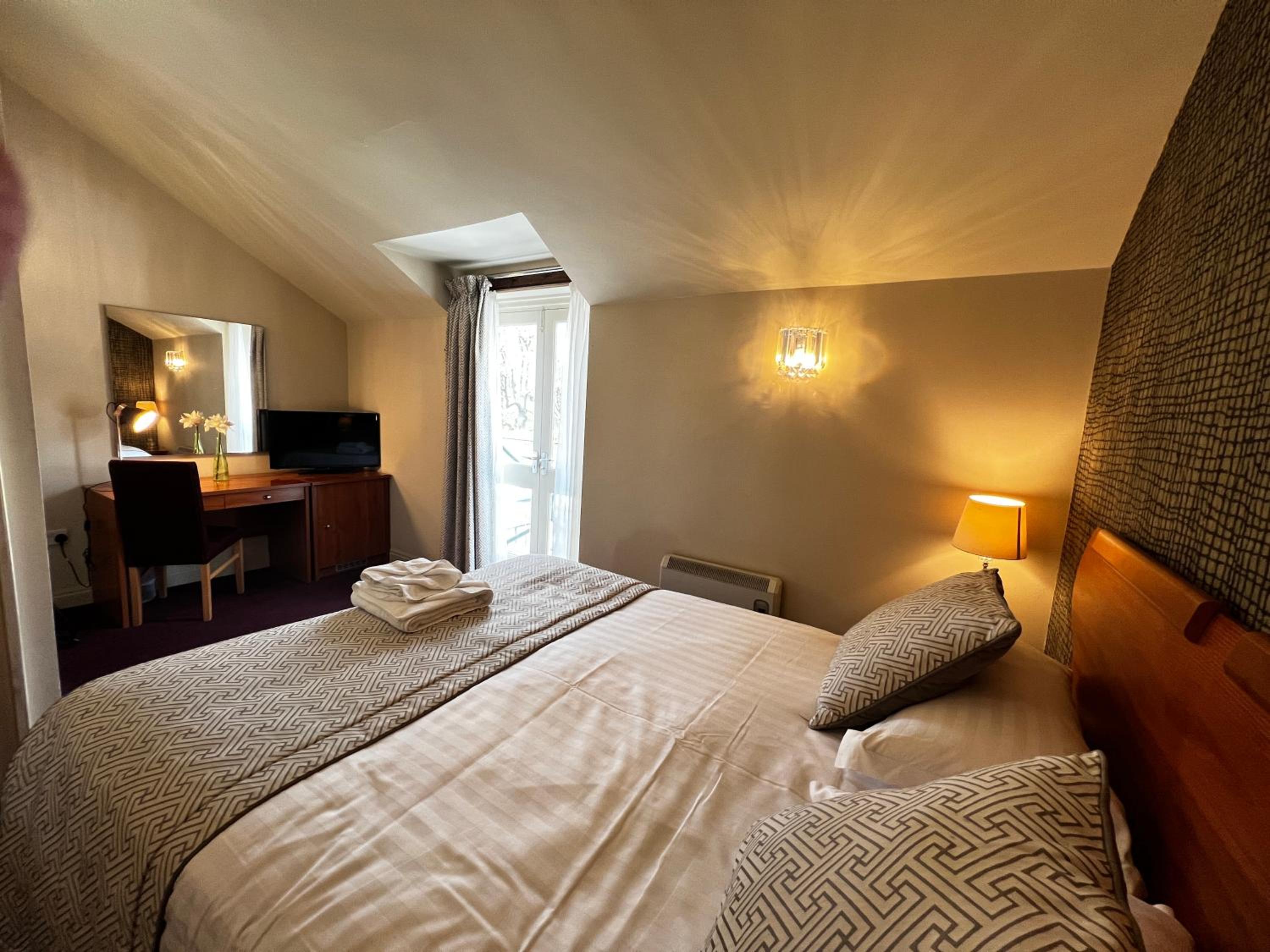 Canal Plus Double Room