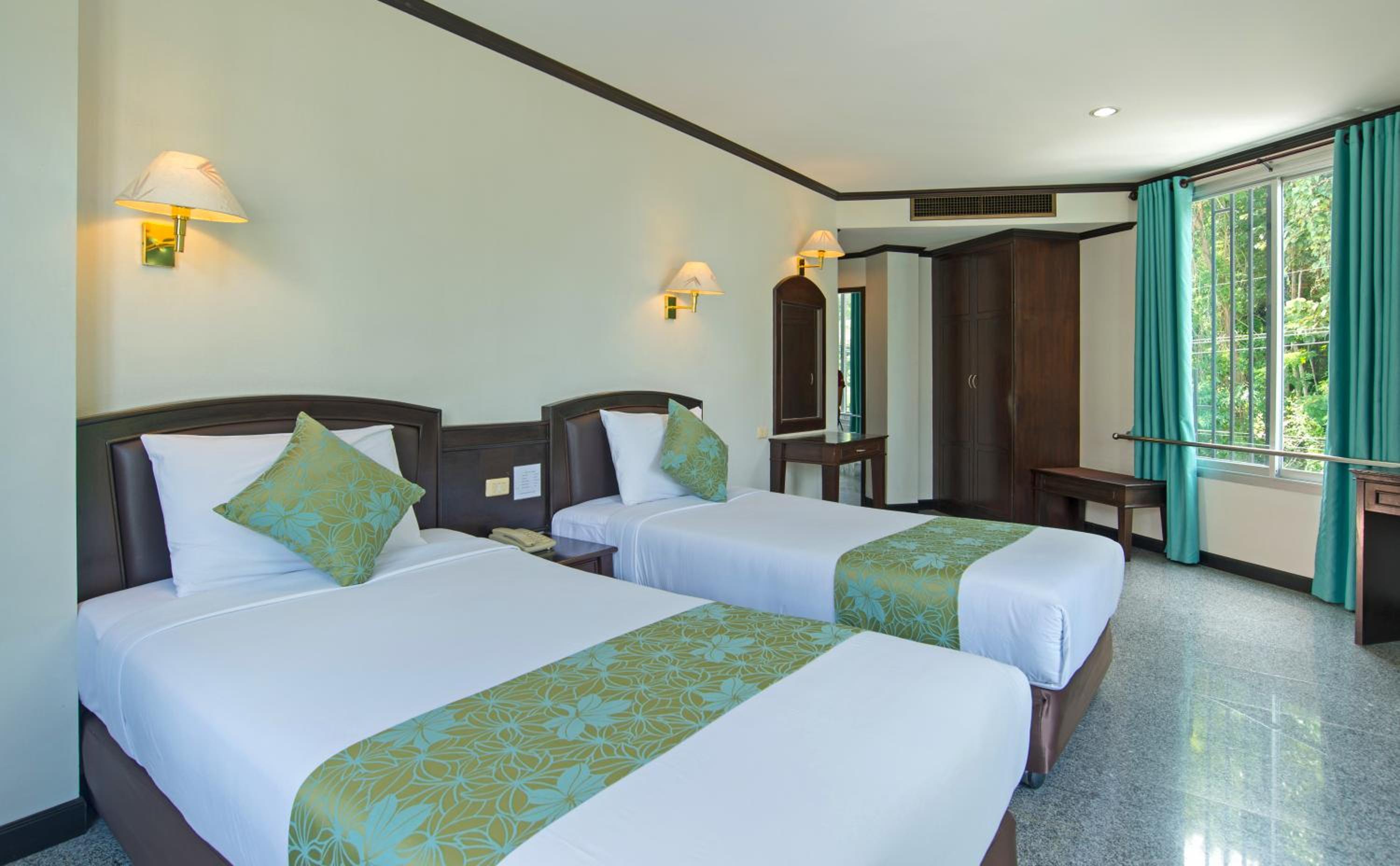 Superior Double or Twin Room - Photo 6