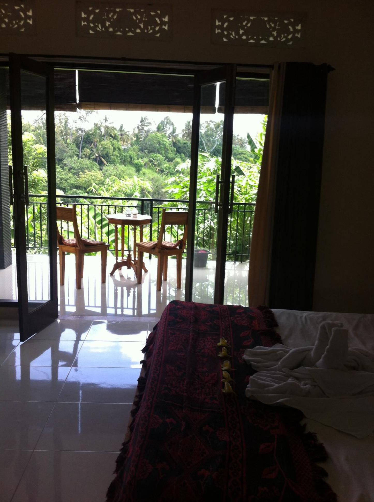 Deluxe Double Room with Balcony - Photo 13