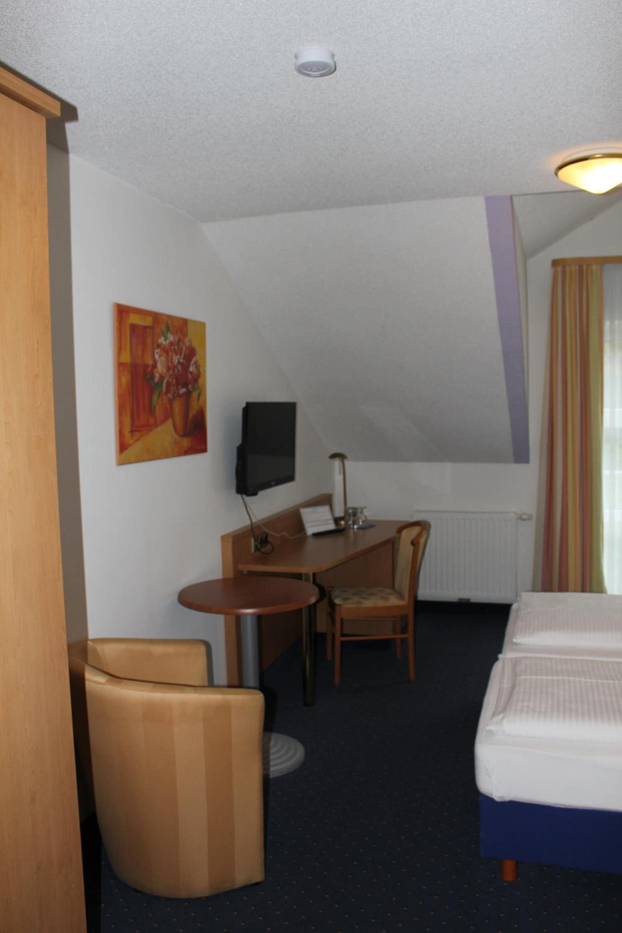 Double Room - Photo 4