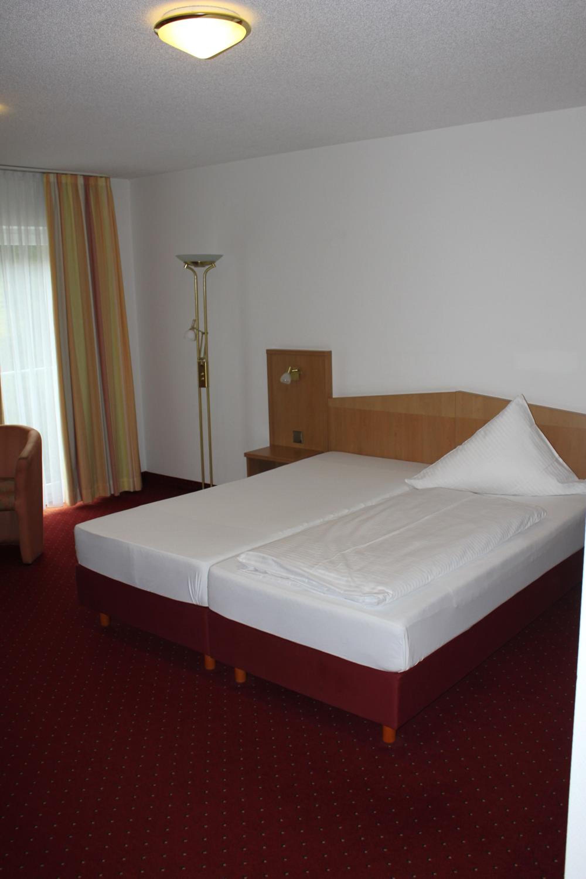 Double Room - Photo 2