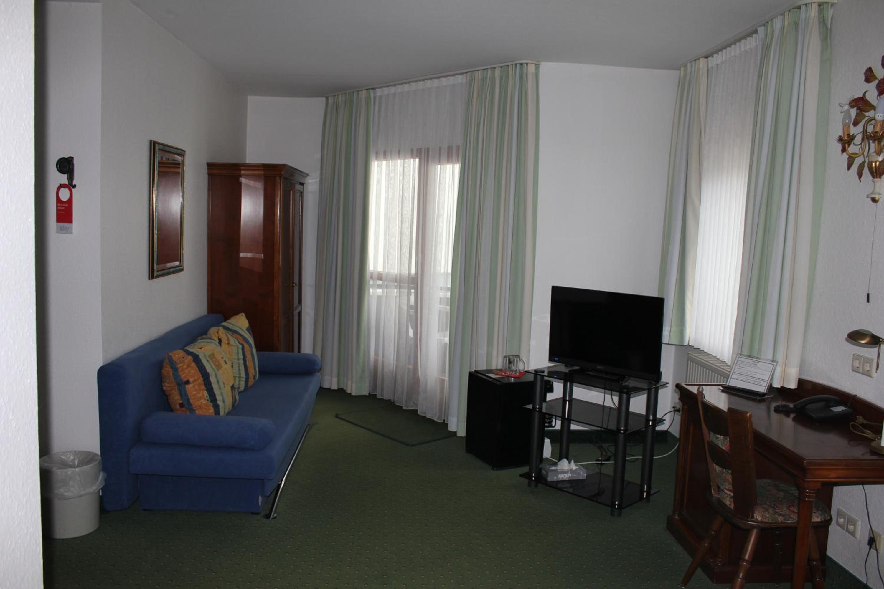 Triple Room - Photo 1