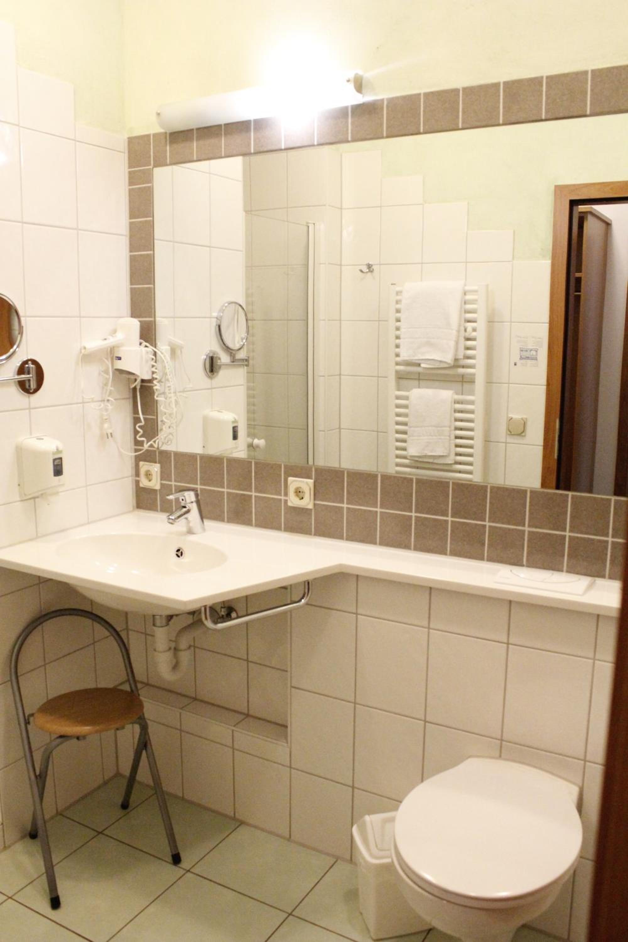 Apartment (4 Adults) photo 2