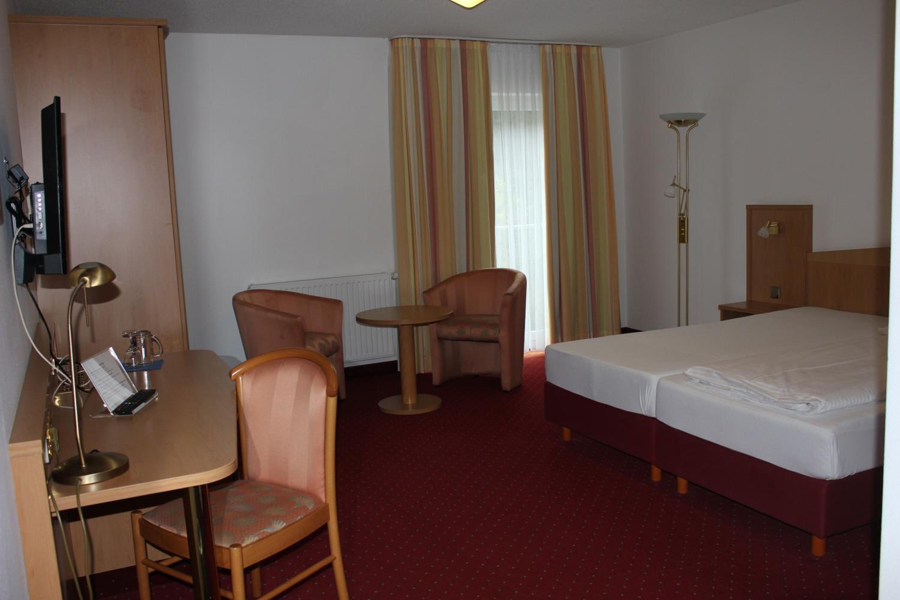 Double Room - Photo 3