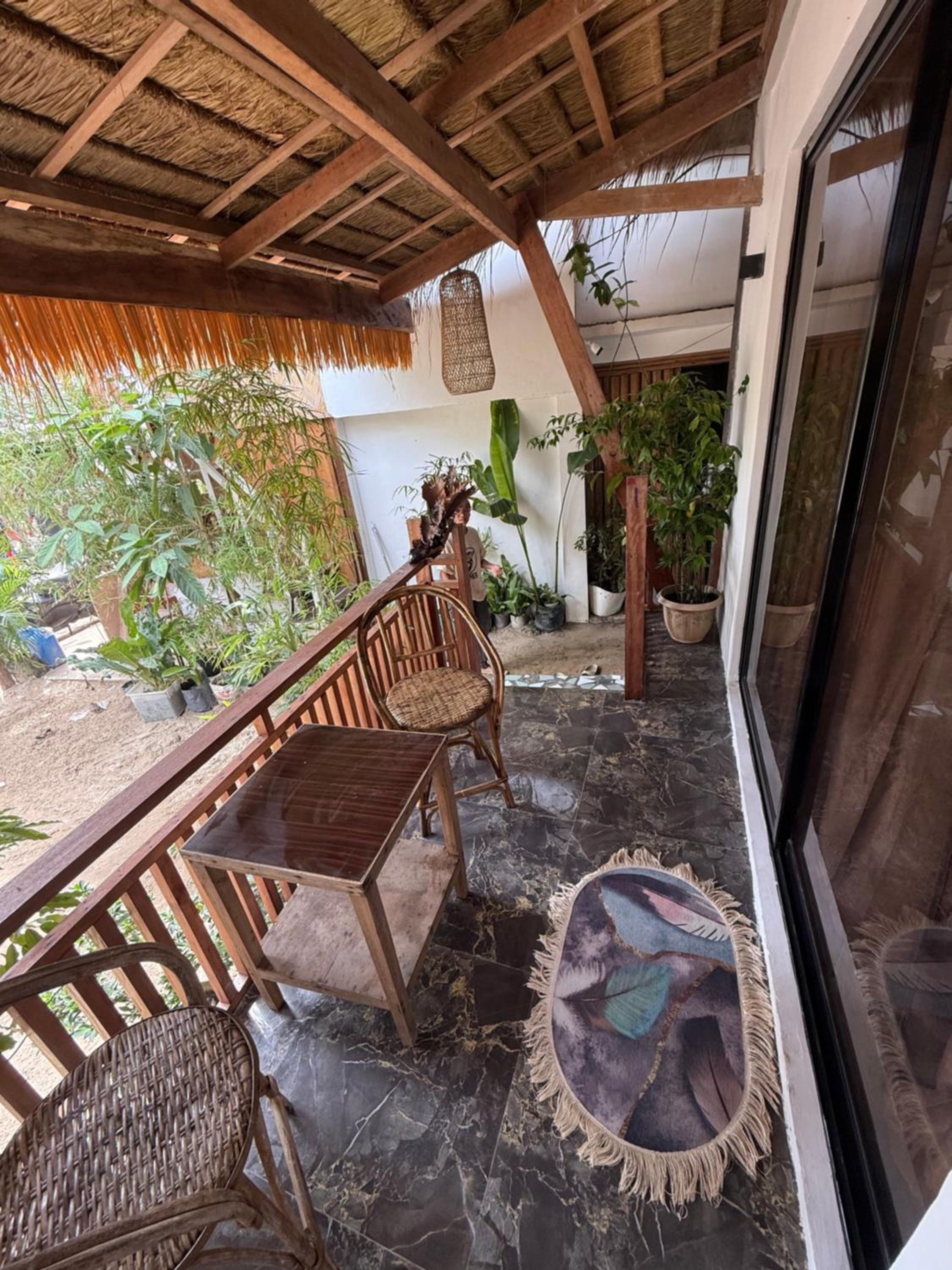 Deluxe Bungalow with Garden View