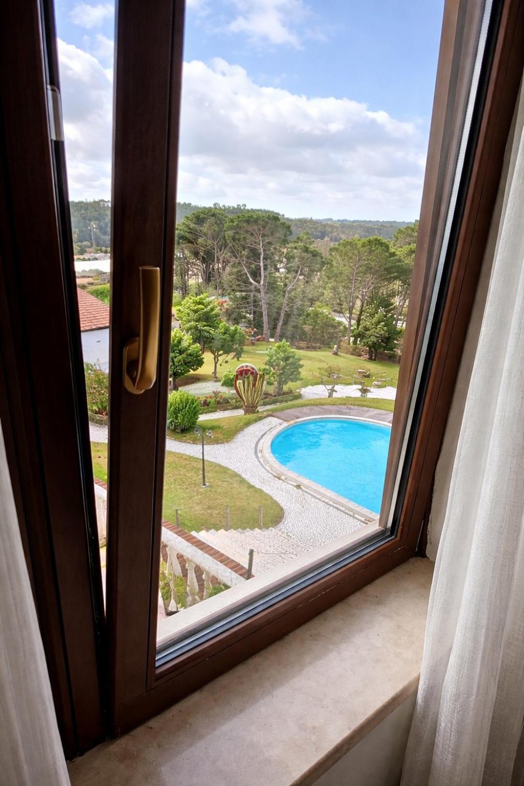 Double Room with Pool View photo 1