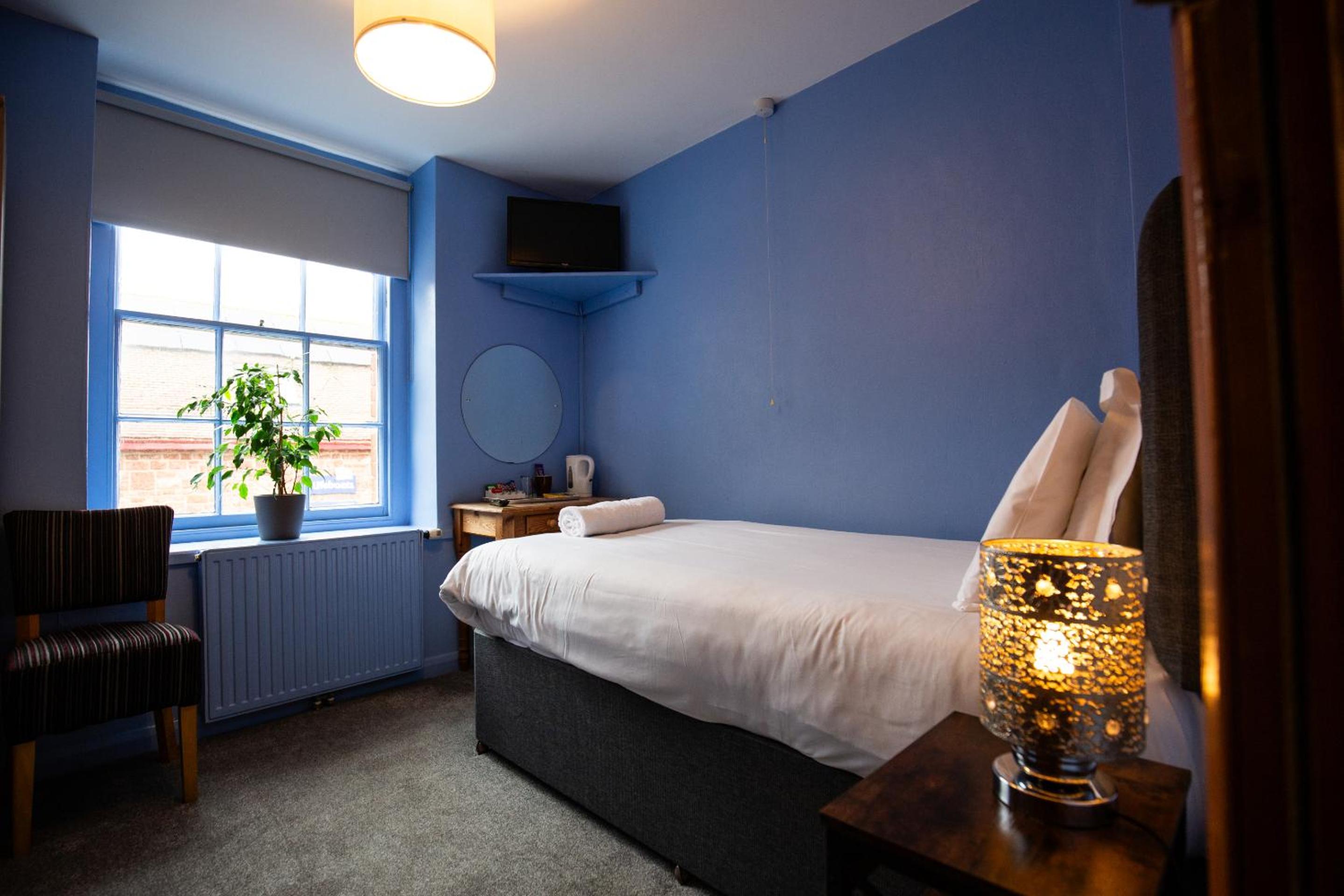 Single Room photo 2