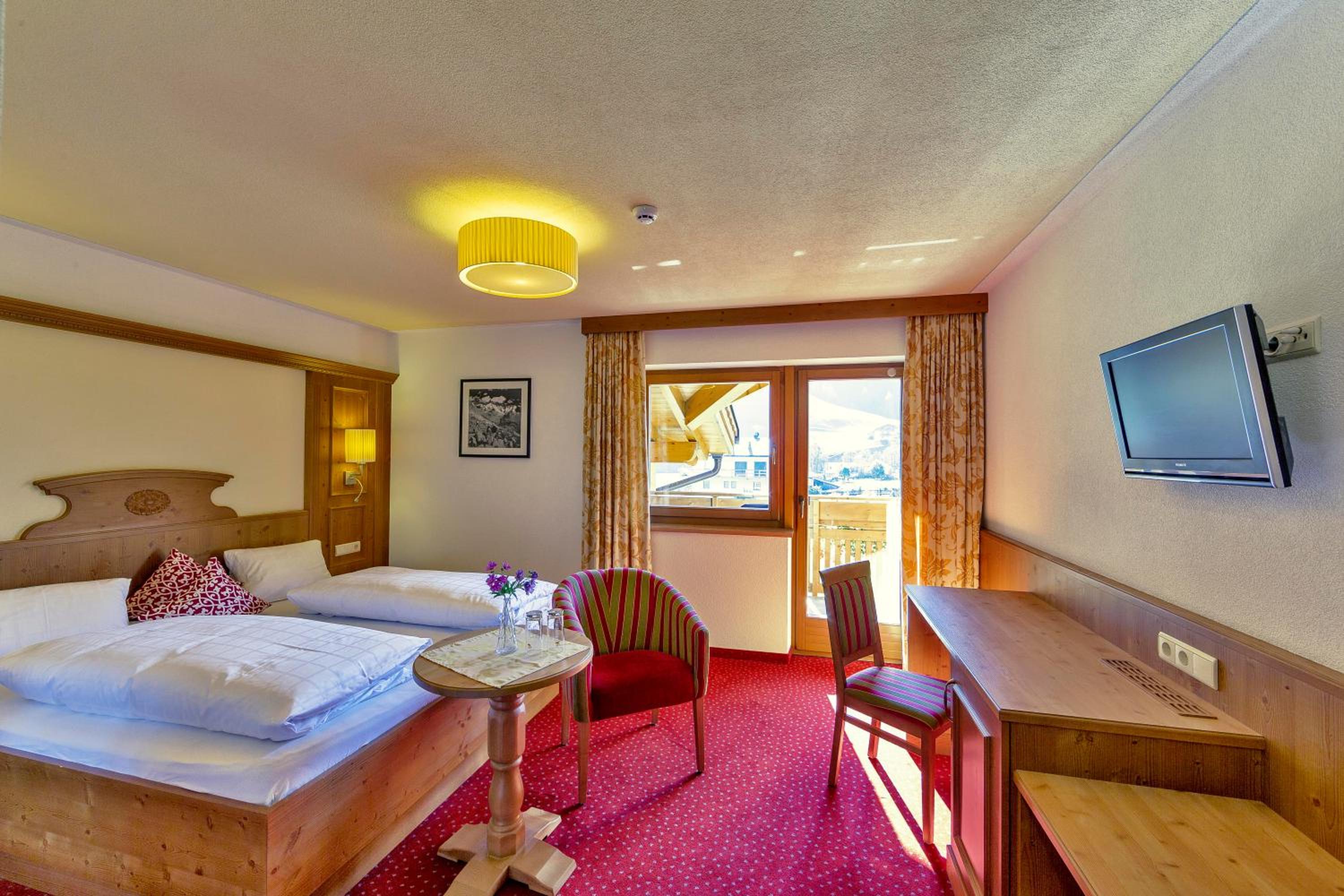 Double Room with Mountain View photo 1