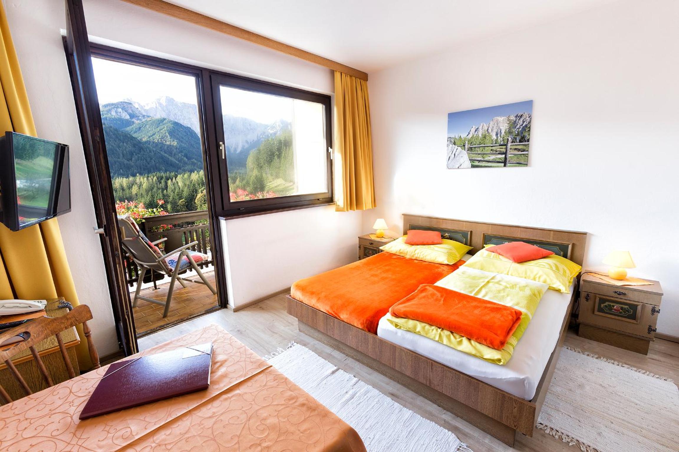Single Room with Balcony photo 1