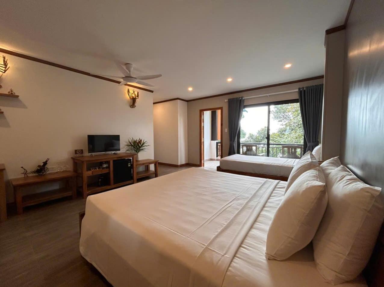 Triple Room with Balcony photo 3