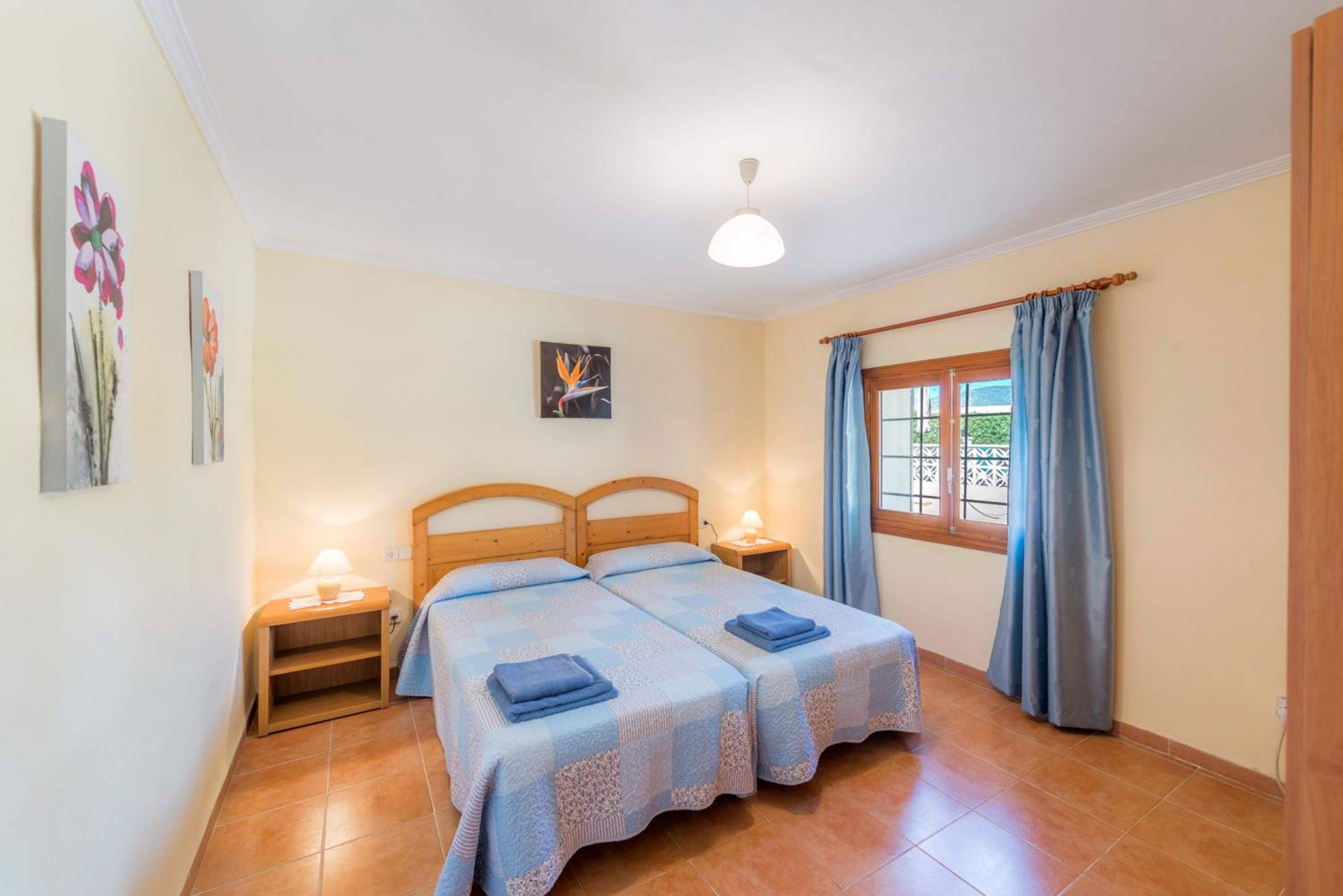 Three-Bedroom Villa photo 3