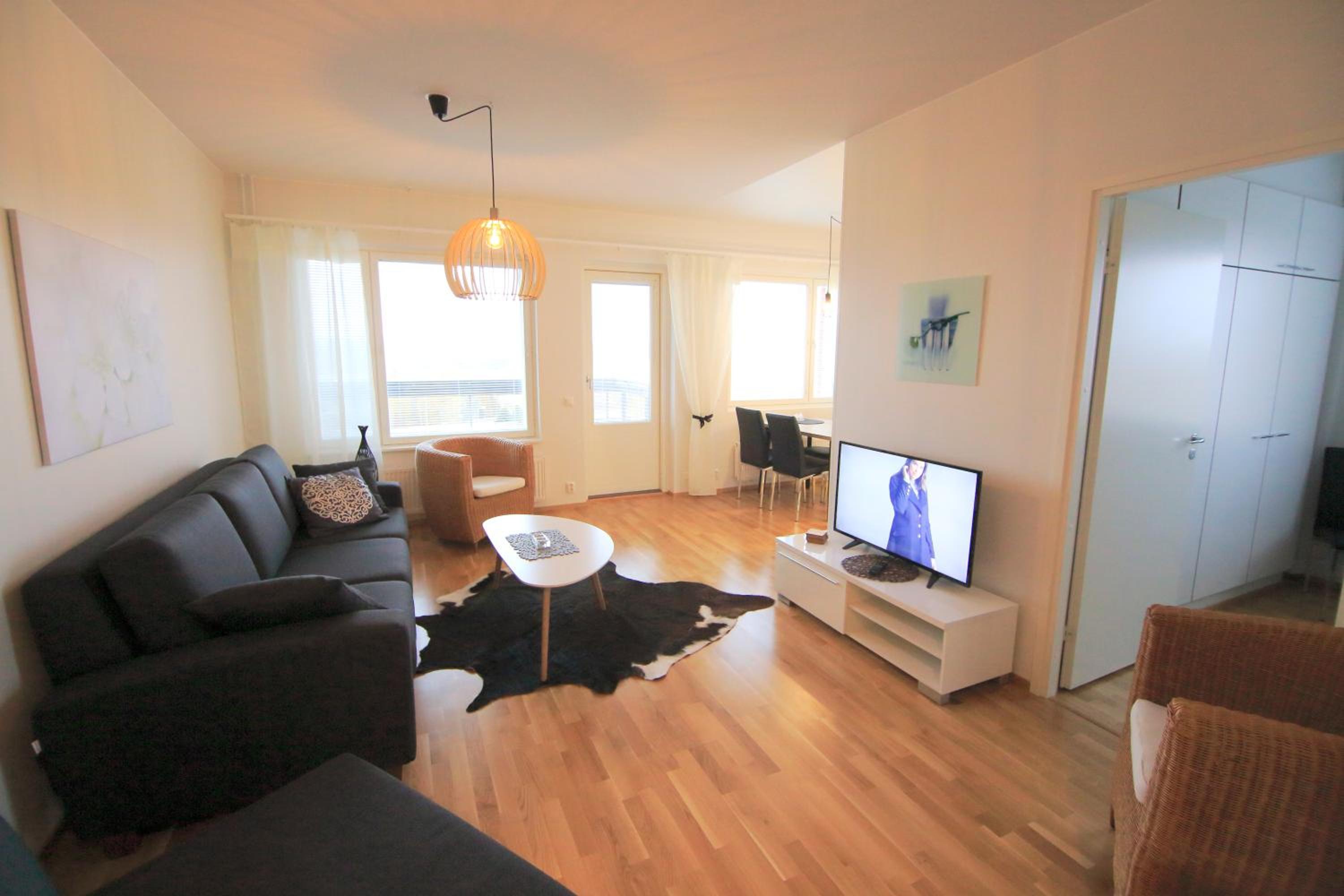 Apartment with Lake View - Photo 1