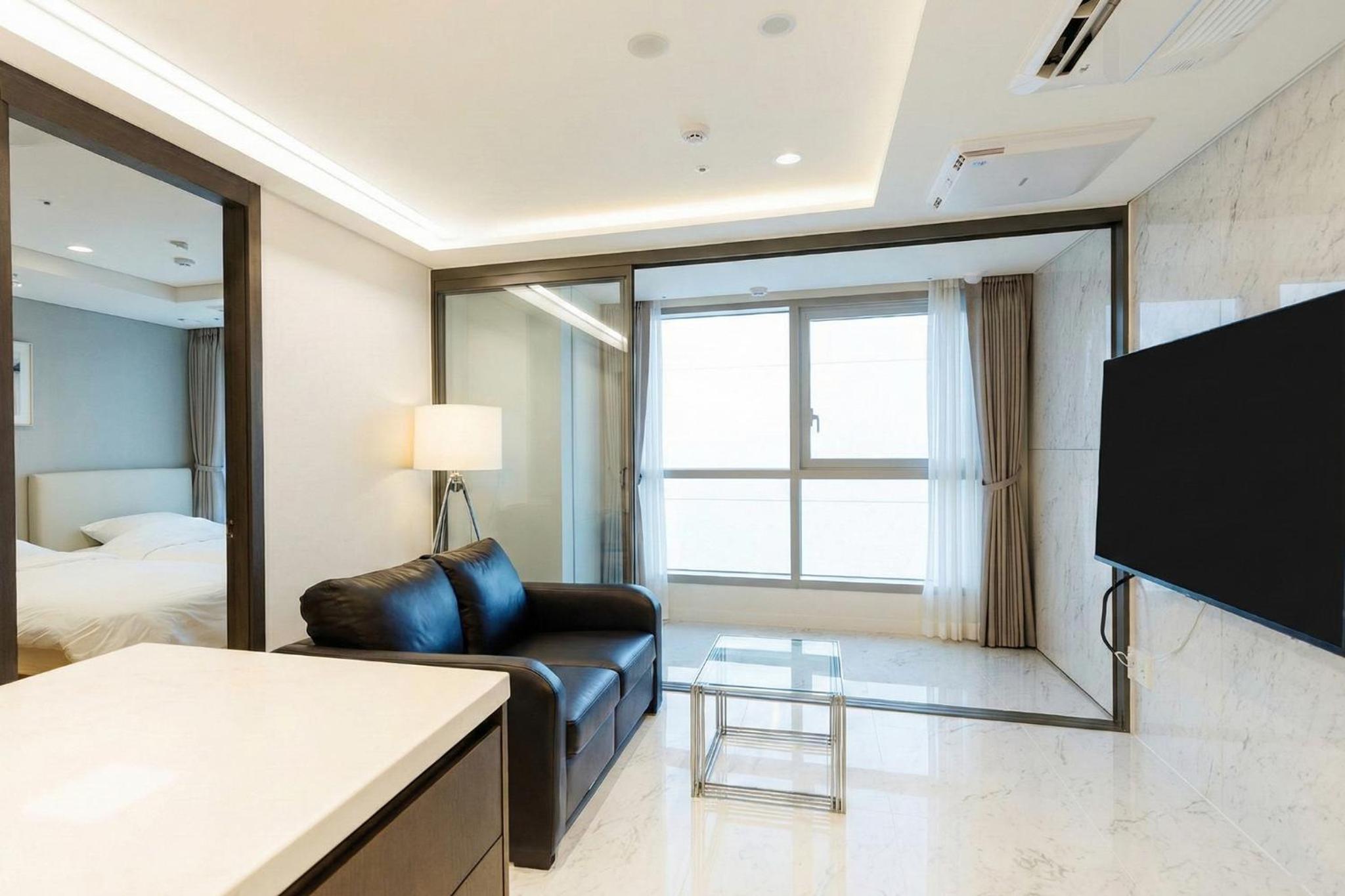 [New Wings] Family Twin(Random bed type) - Photo 4
