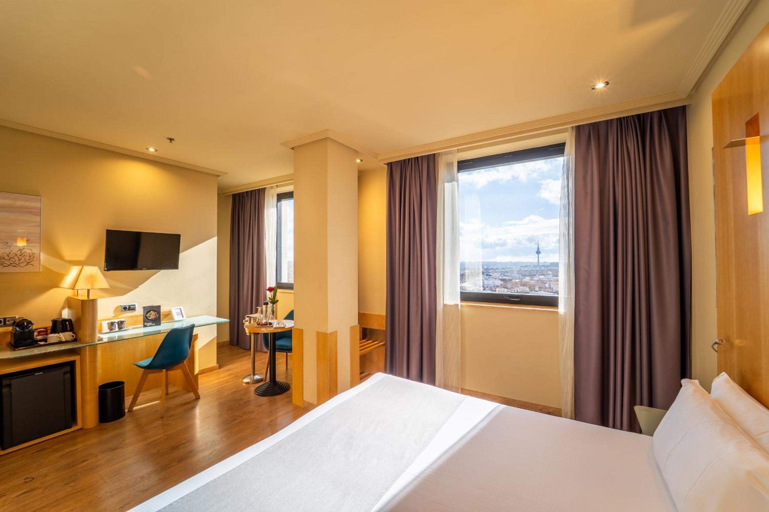 Standard Double Room - Photo 1