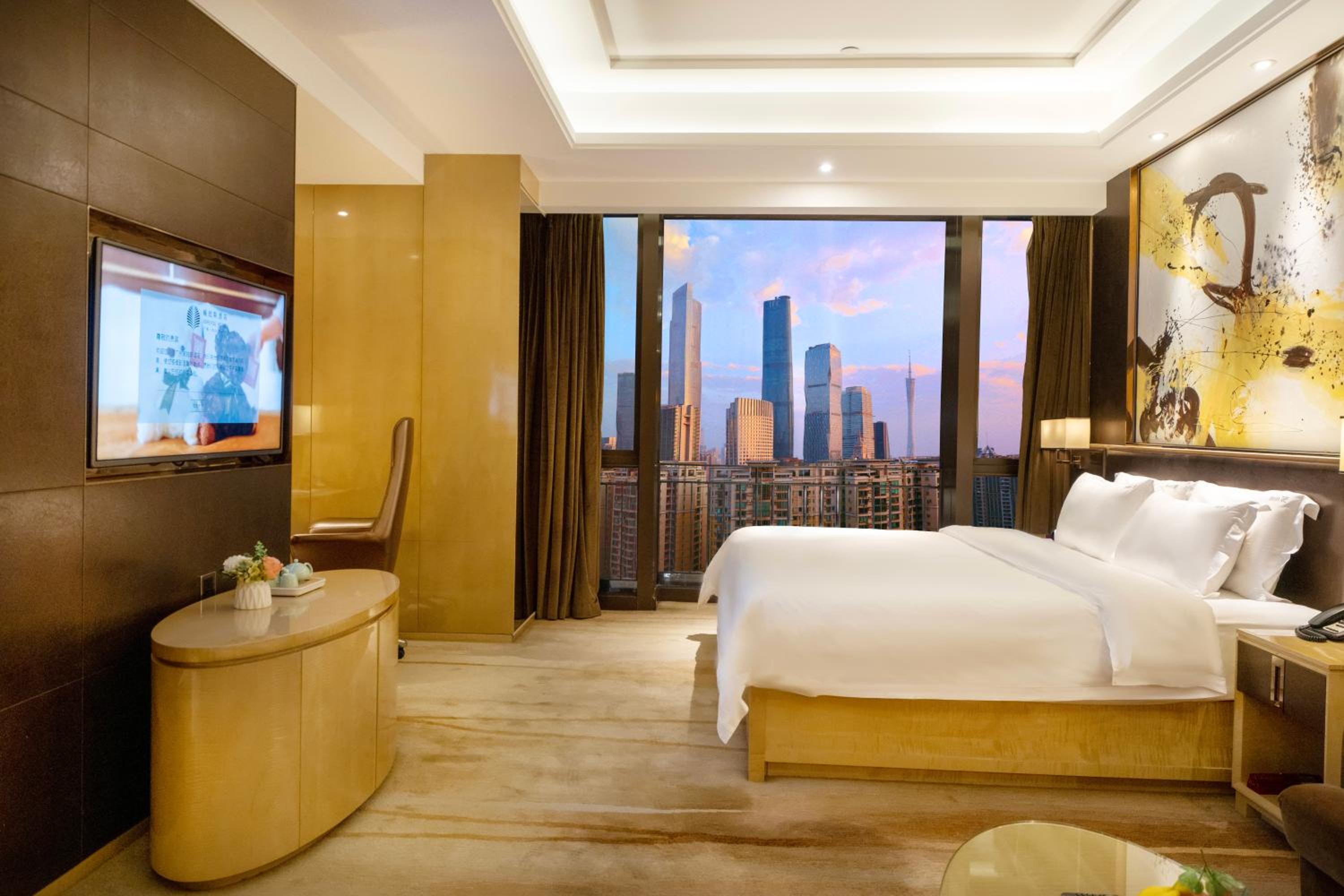 Vaperse Junior Suite Tower View(King Bed) photo 2
