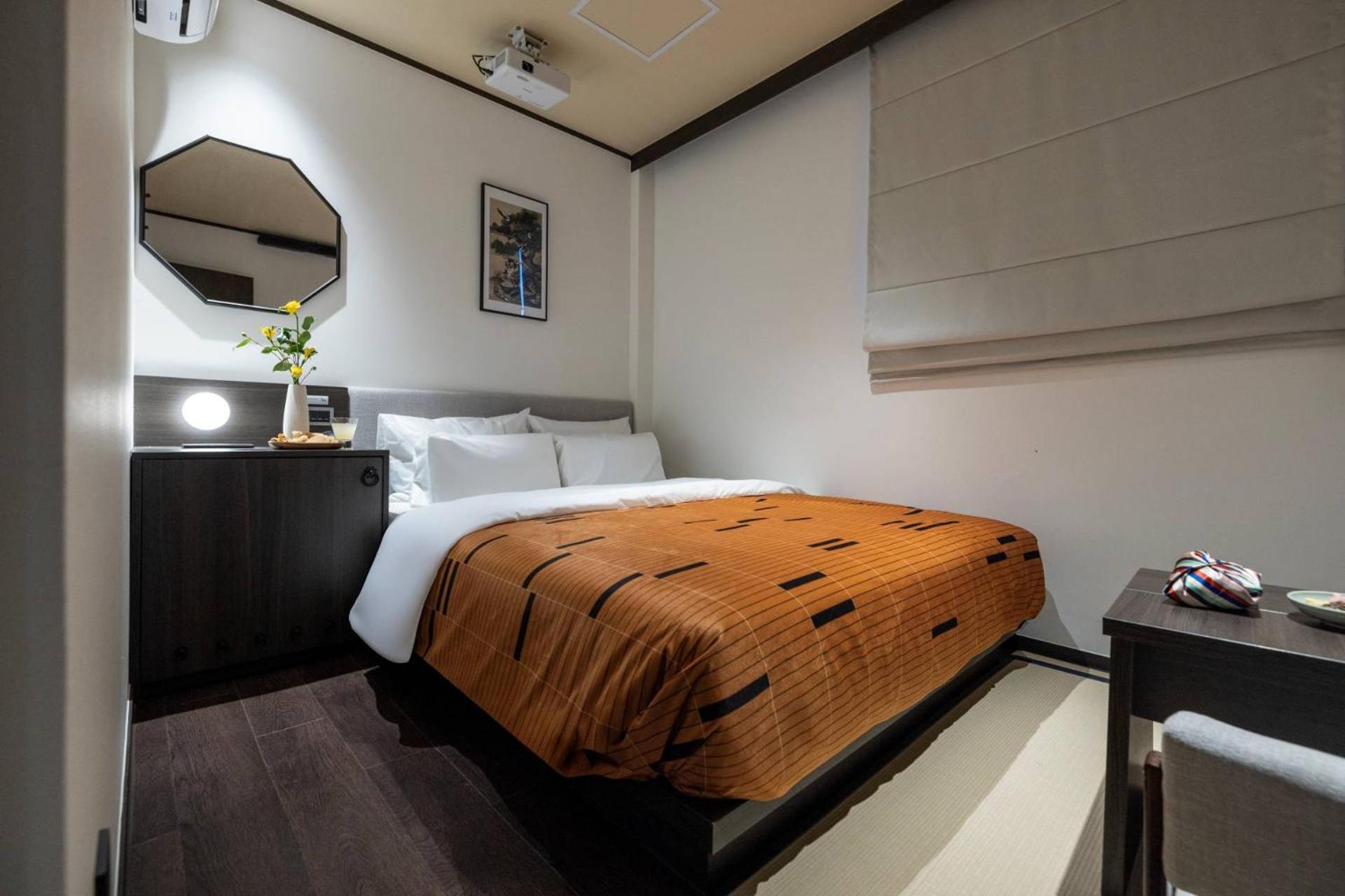 Double Room with Movie