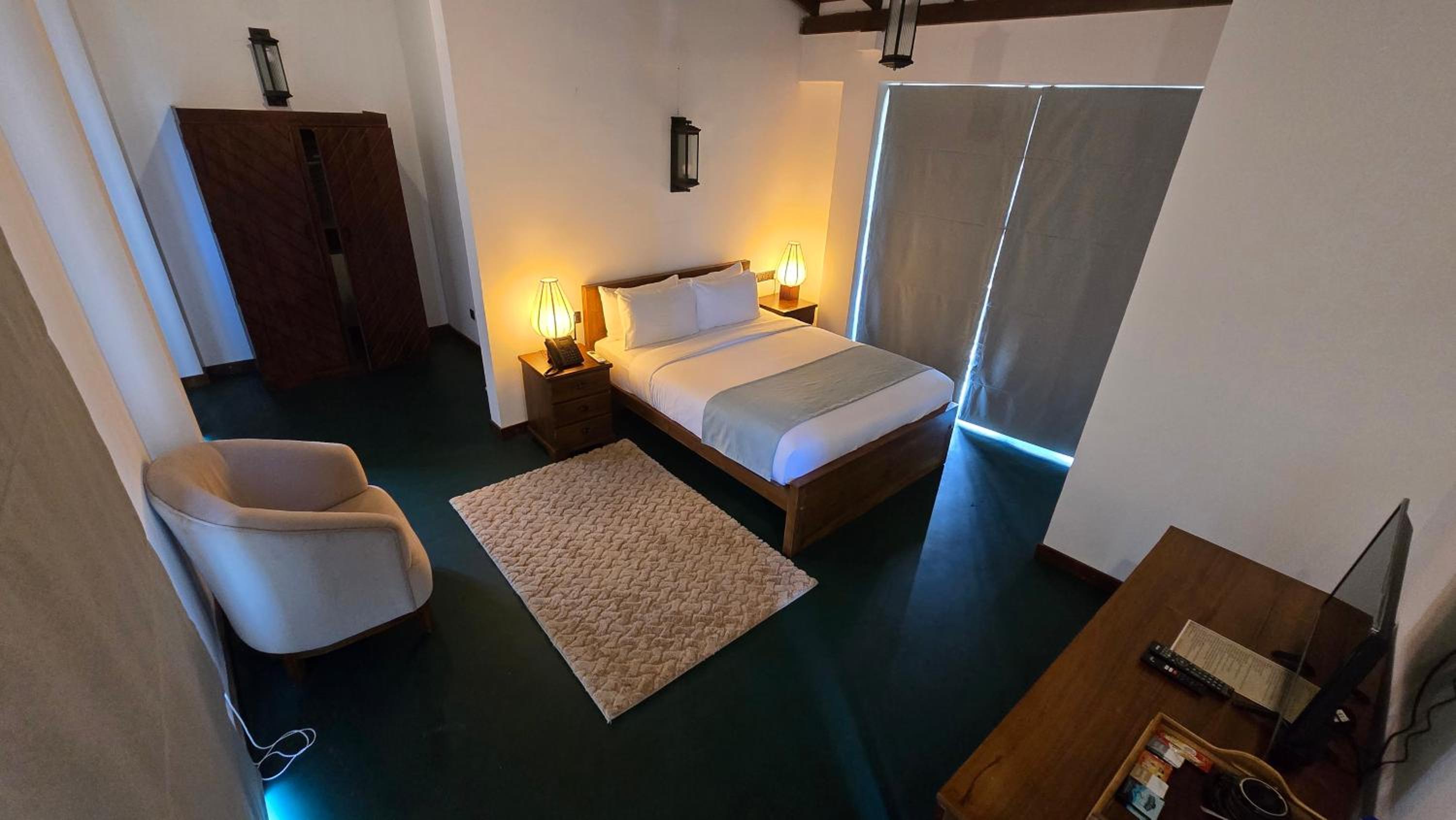 Standard Queen Room - Direct Ocean View