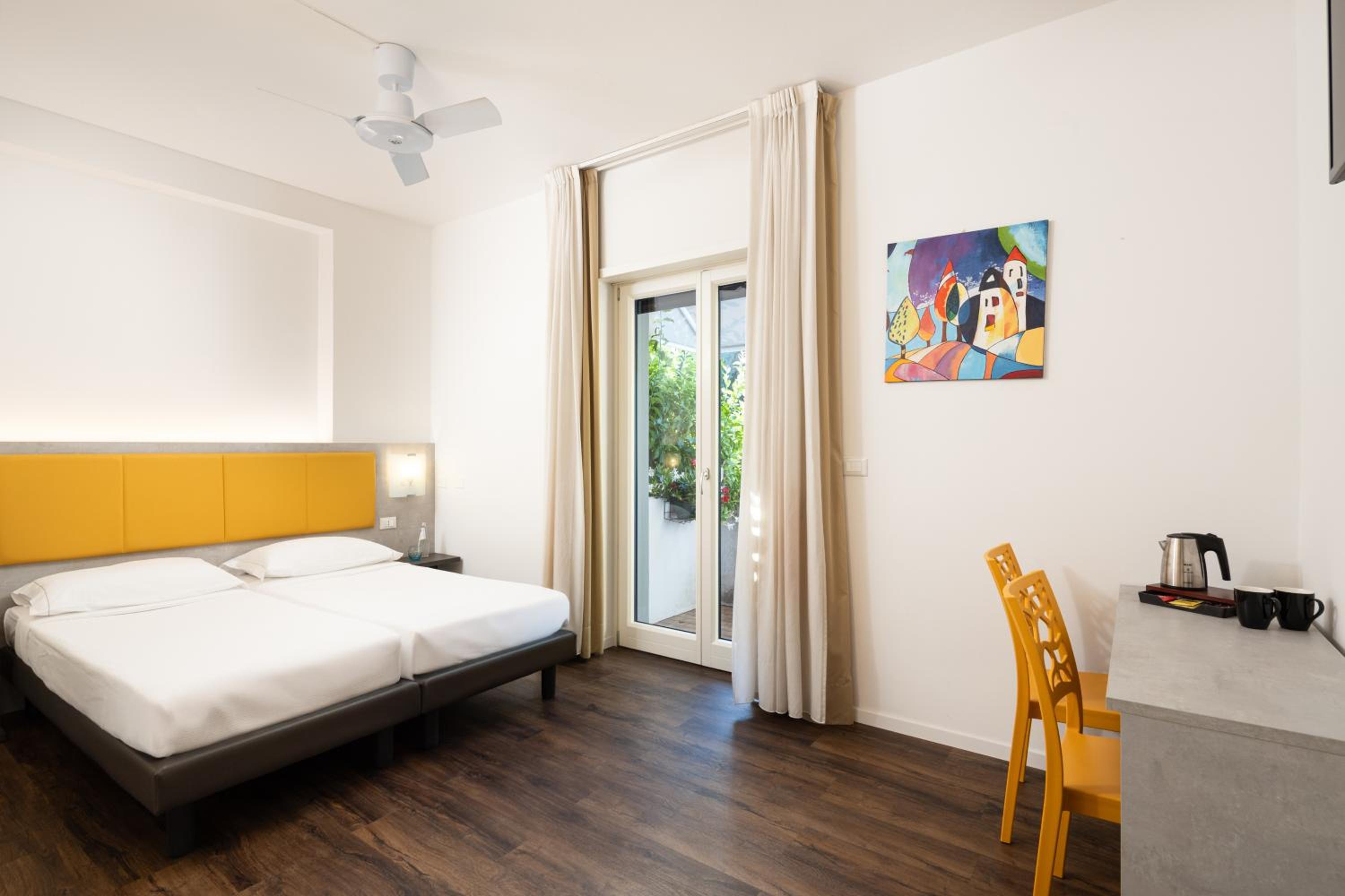 Junior Suite with Balcony photo 3
