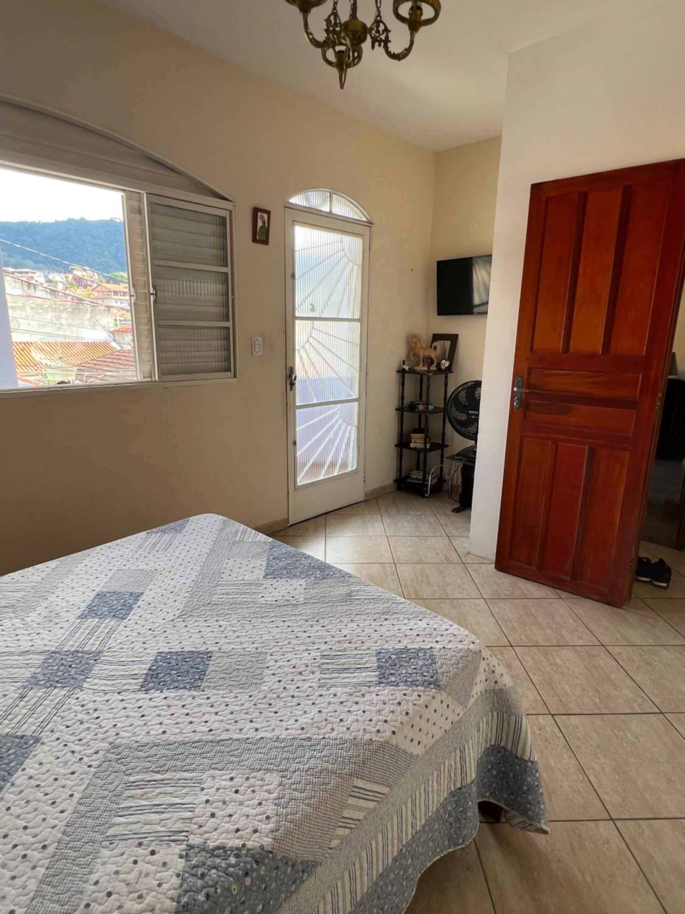 Triple Room with Shared Bathroom photo 3