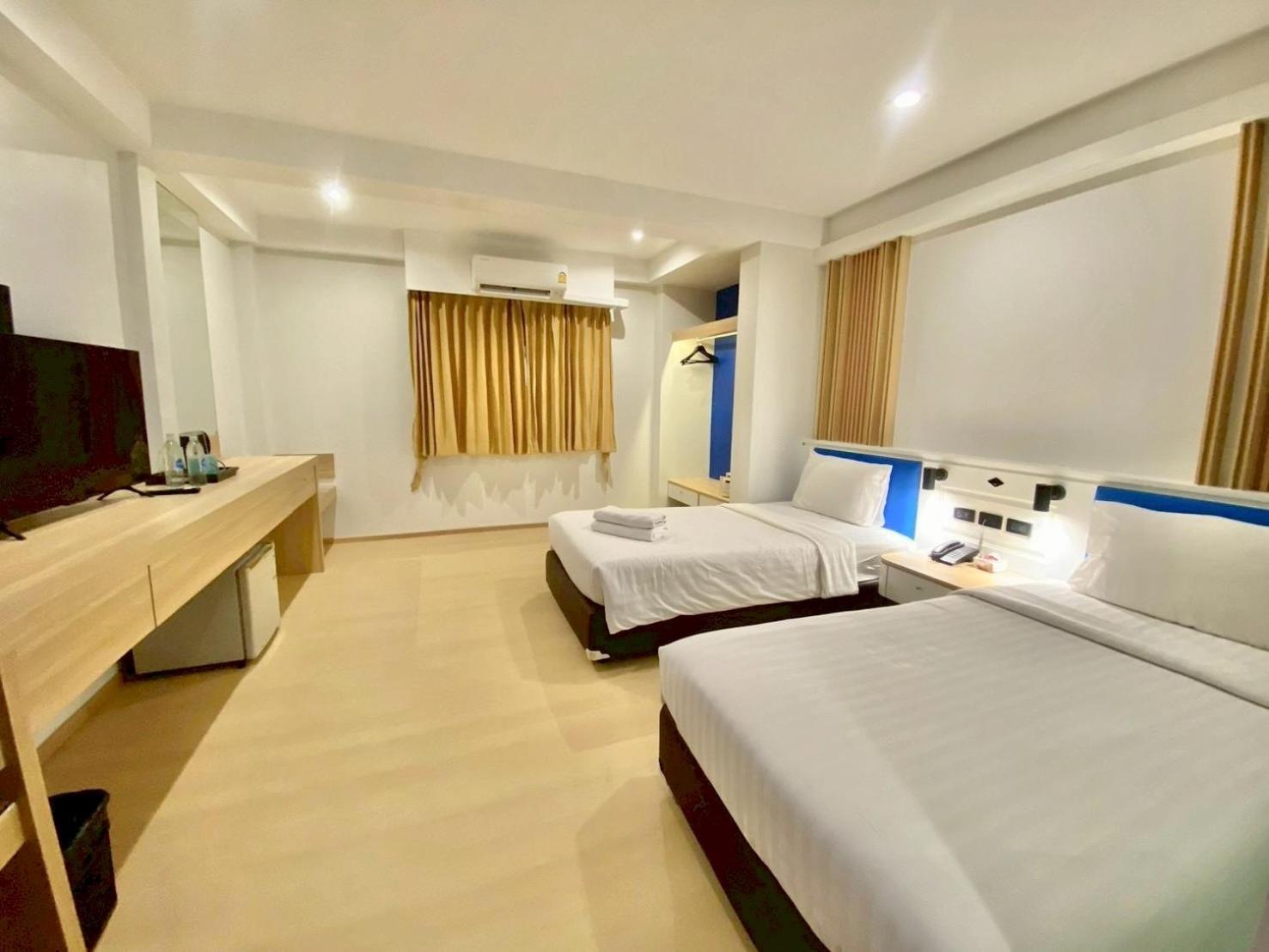 Superior Twin Room - Photo 9