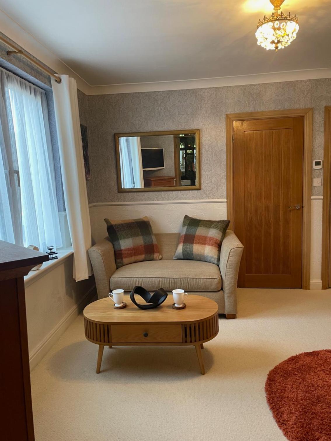 Deluxe Double Room with Shower