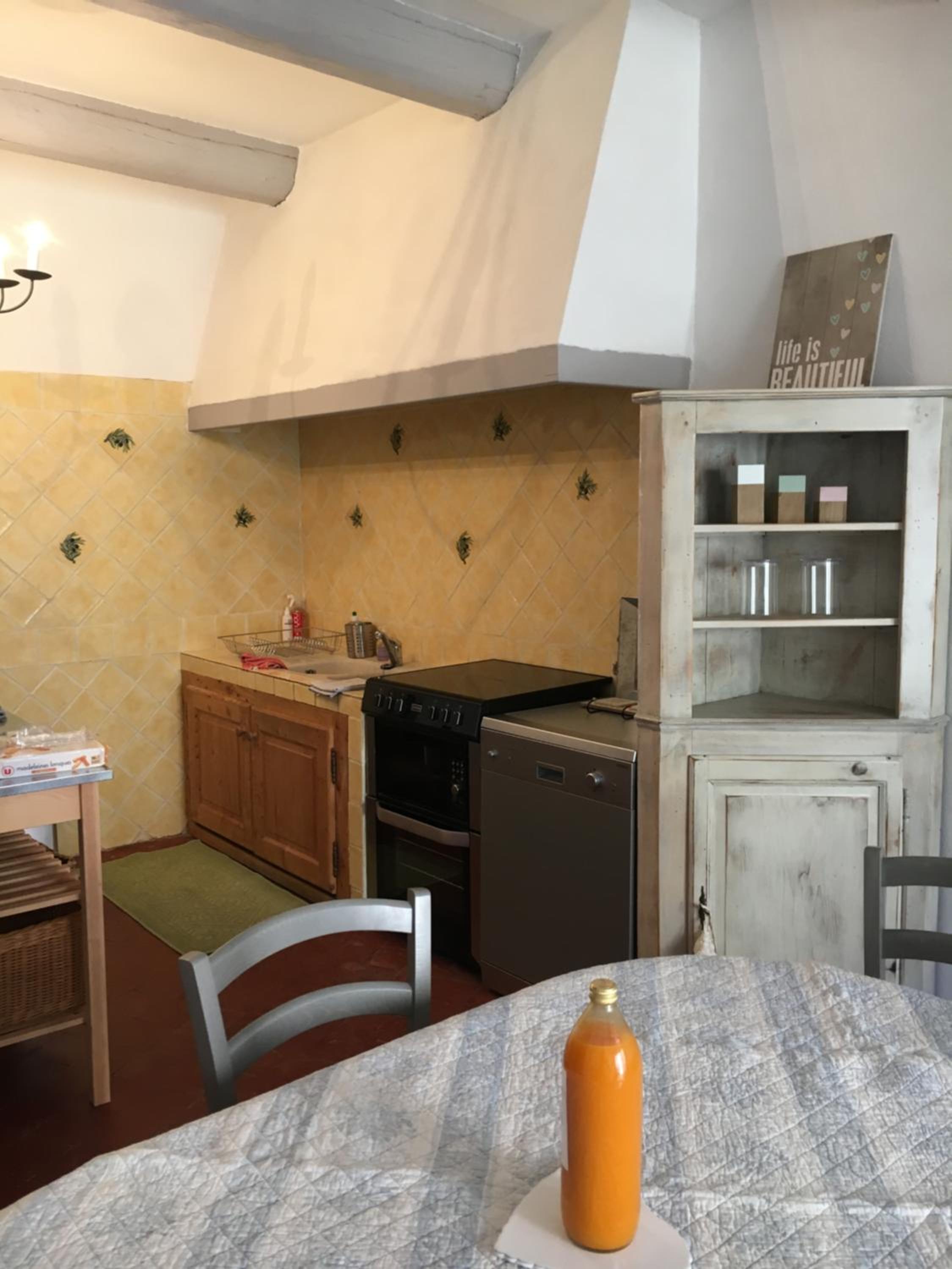 Three-Bedroom Apartment - Photo 40