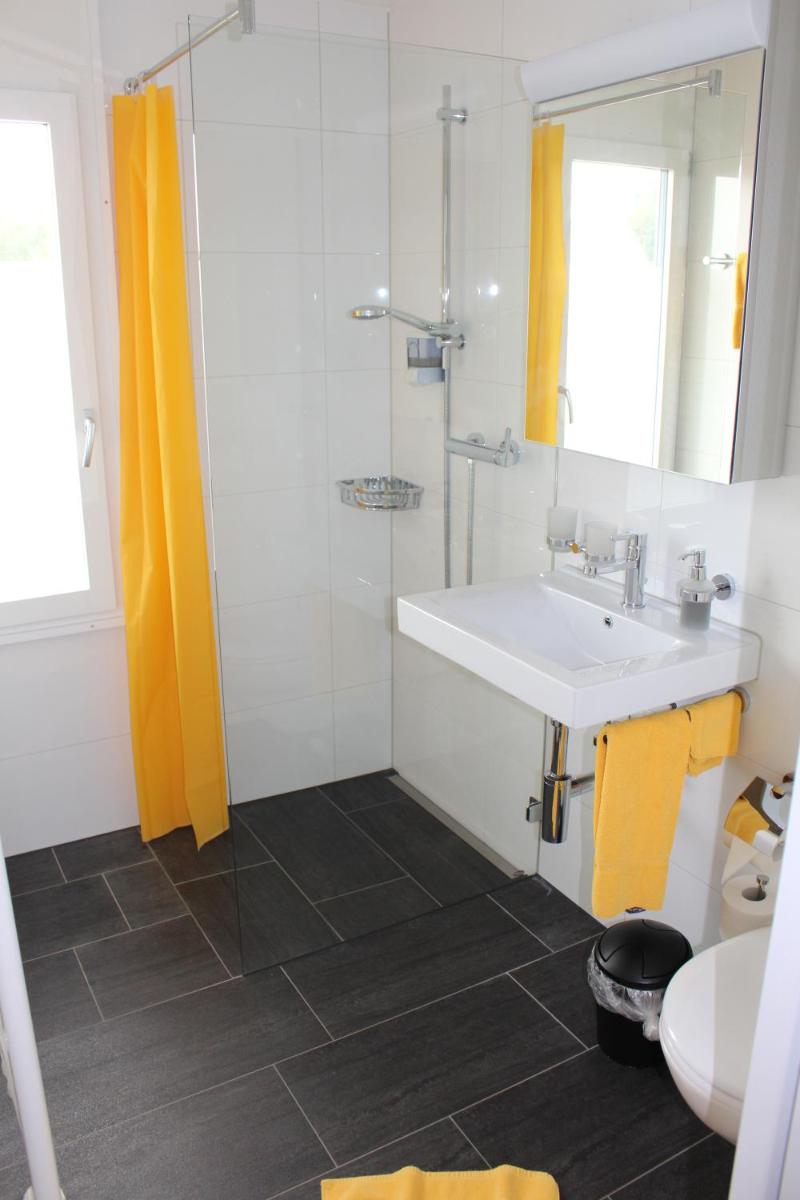 Budget Double Room photo 3