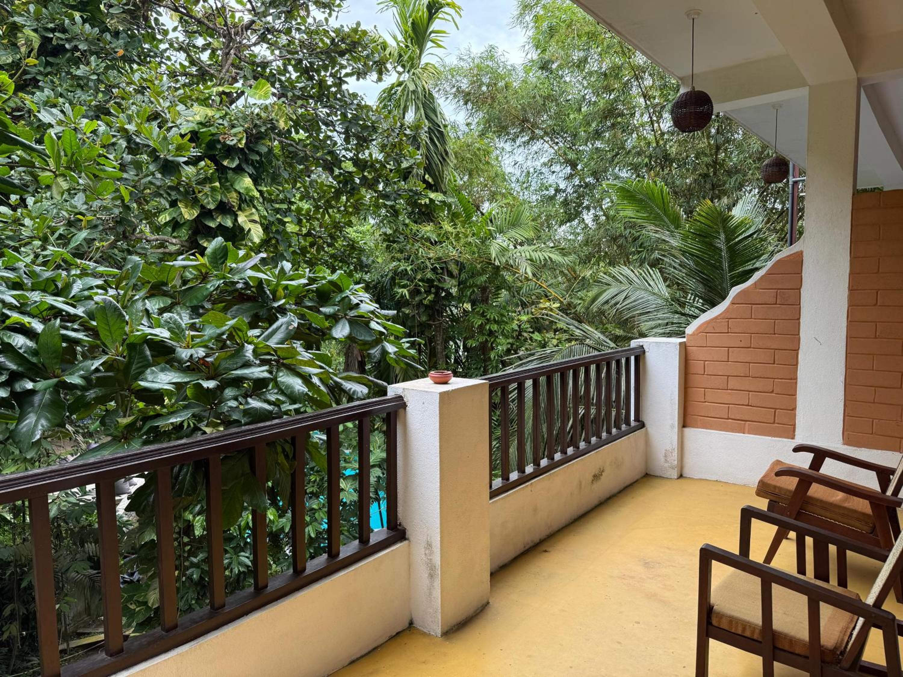 Triple Room with Garden View