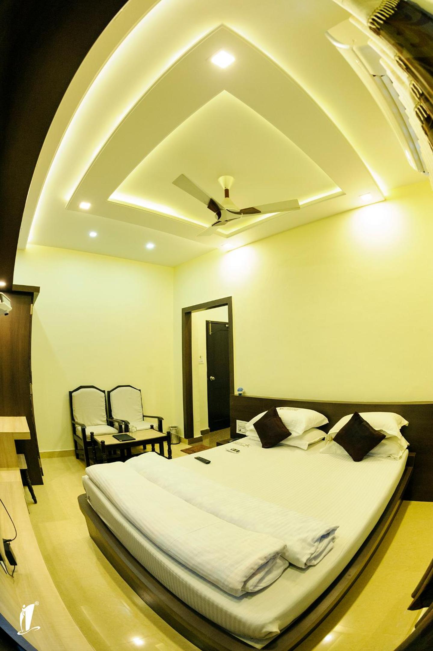 Deluxe Double Room - Photo 8