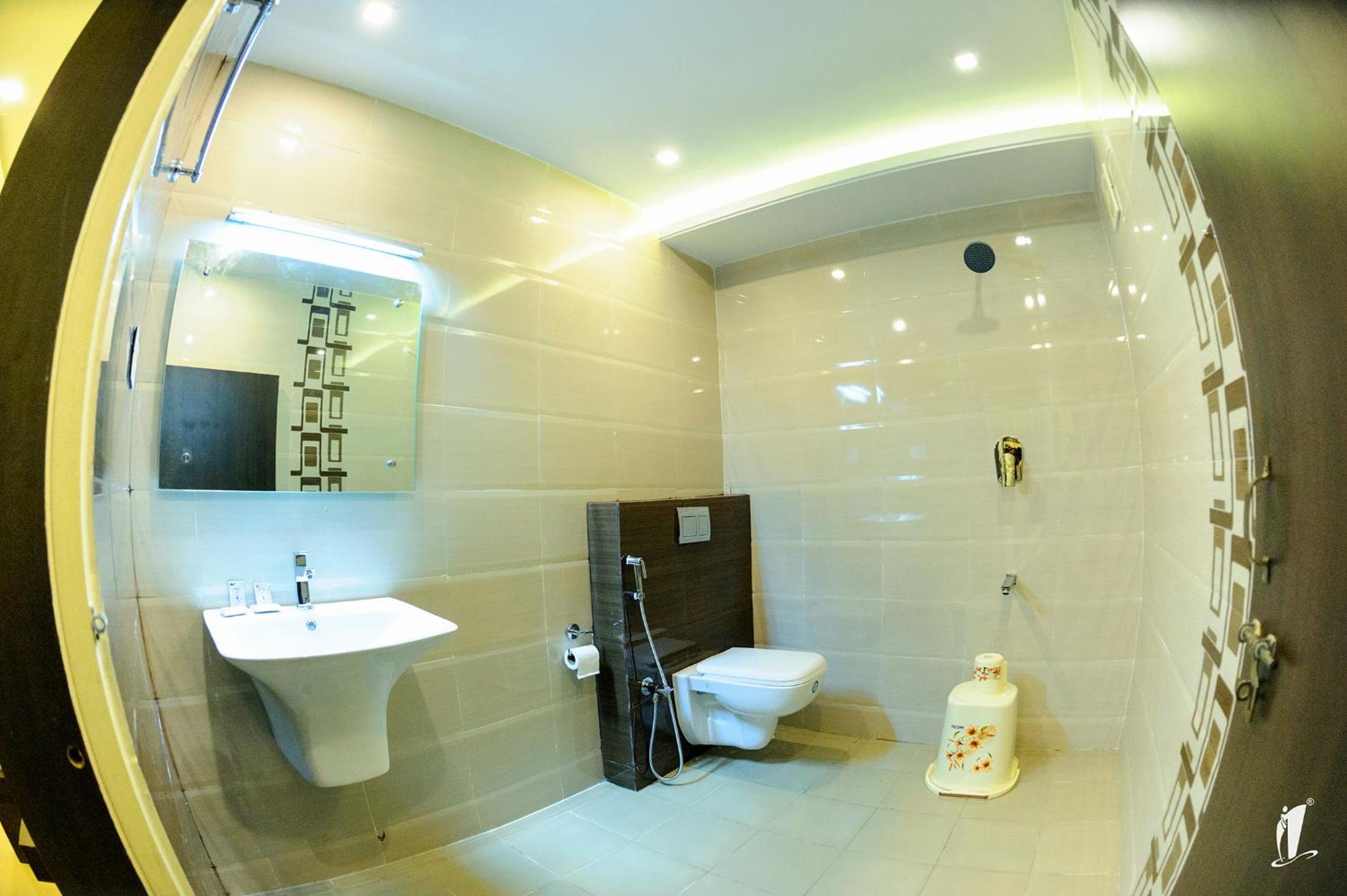 Deluxe Suite - Photo 7